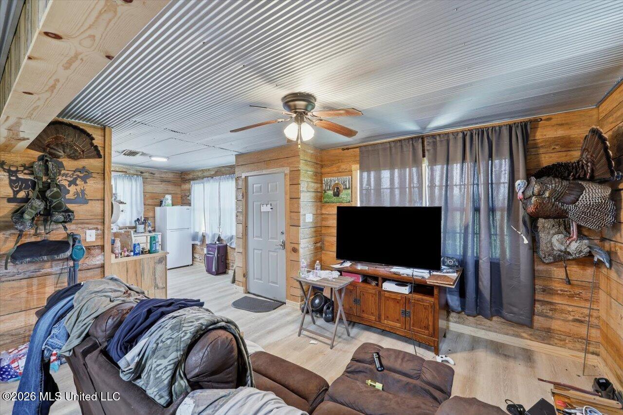 612 U.s. 51 Property Photo 137