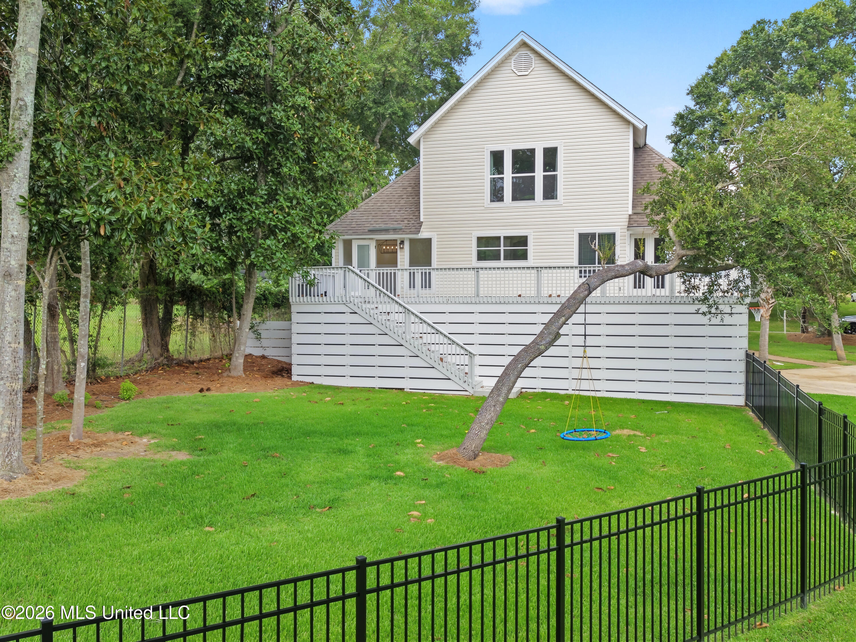 411 Wulff Drive Property Photo 2