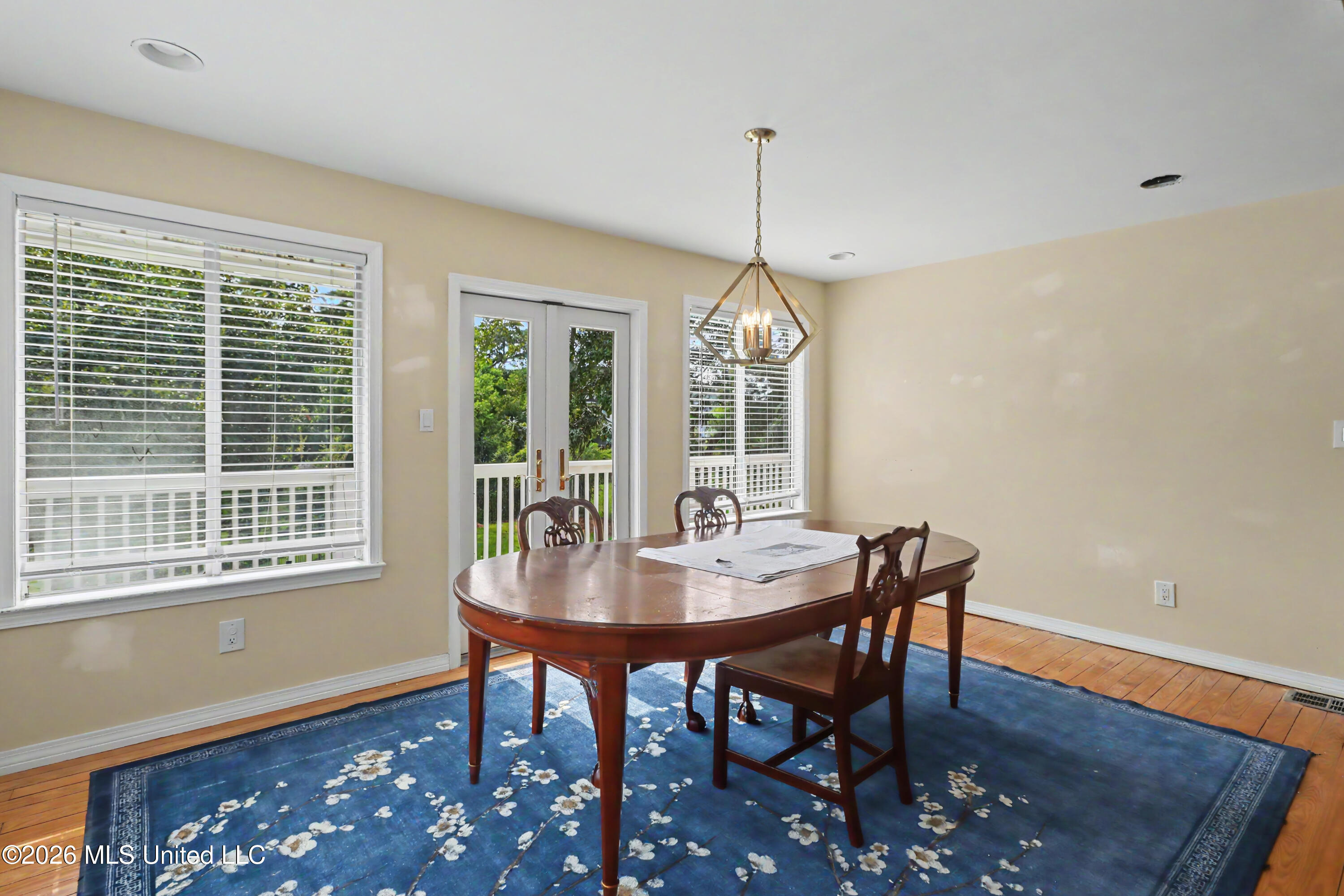 411 Wulff Drive Property Photo 12