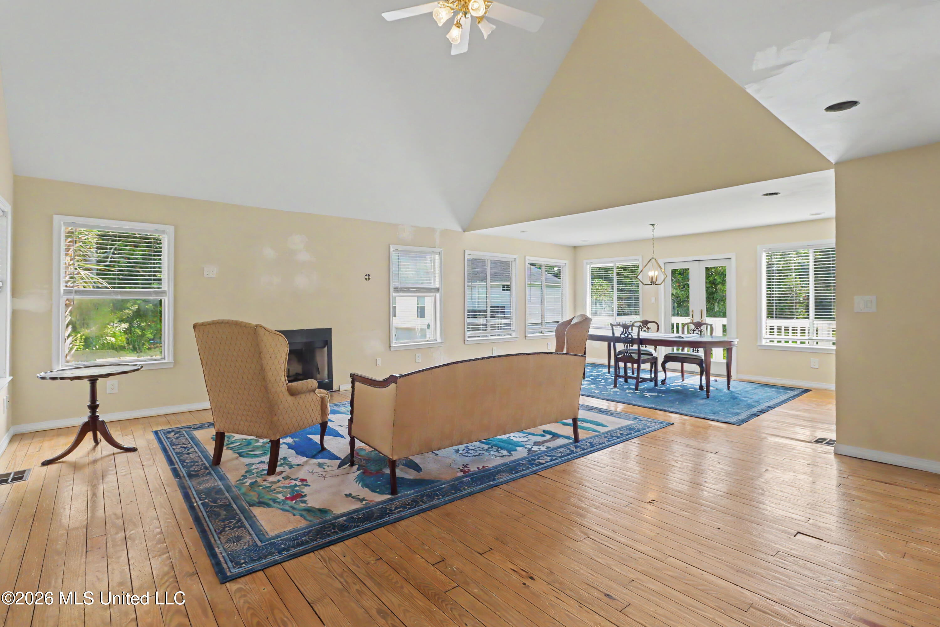 411 Wulff Drive Property Photo 19