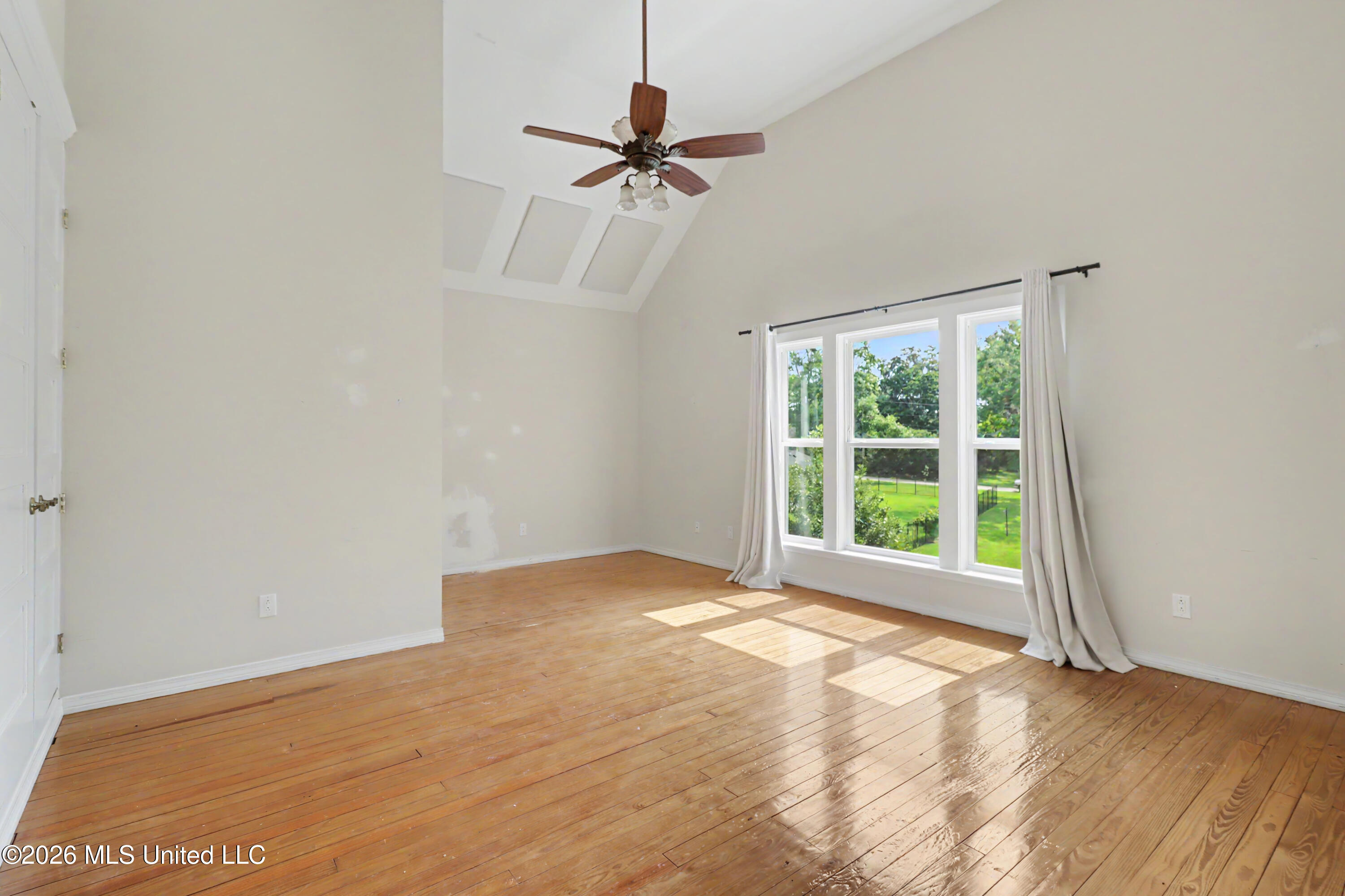 411 Wulff Drive Property Photo 27