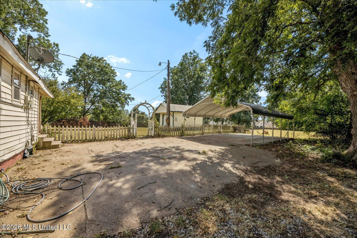 8207 Tchulahoma Road Property Photo 21