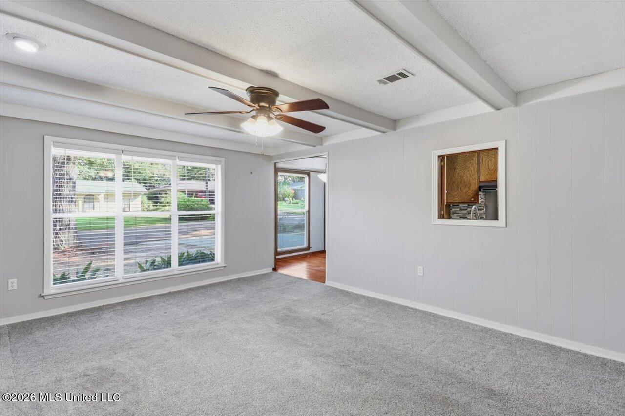 110 Van Doren Drive Property Photo 9