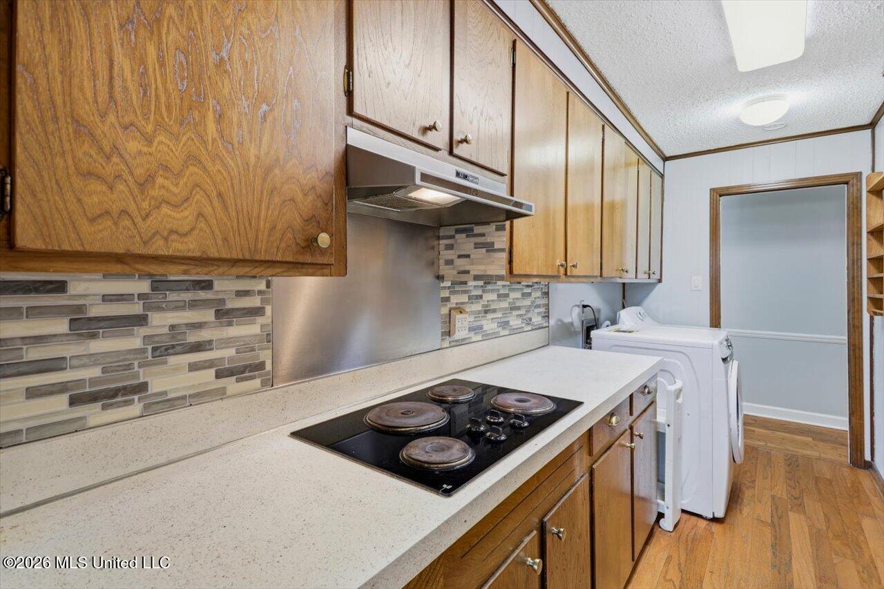 110 Van Doren Drive Property Photo 11