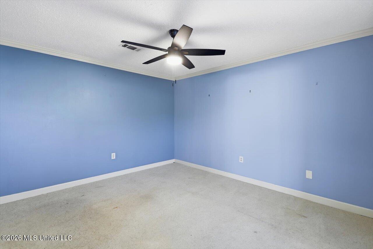 110 Van Doren Drive Property Photo 18