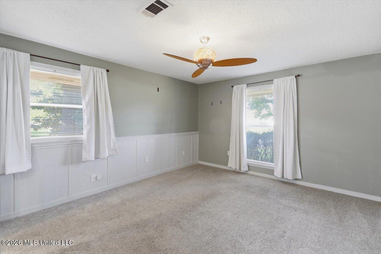 110 Van Doren Drive Property Photo 20