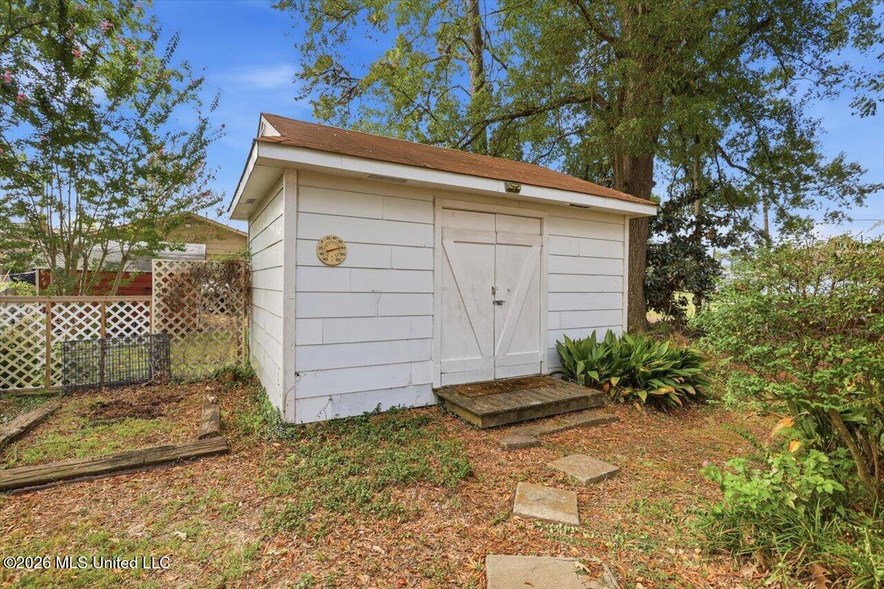 110 Van Doren Drive Property Photo 29