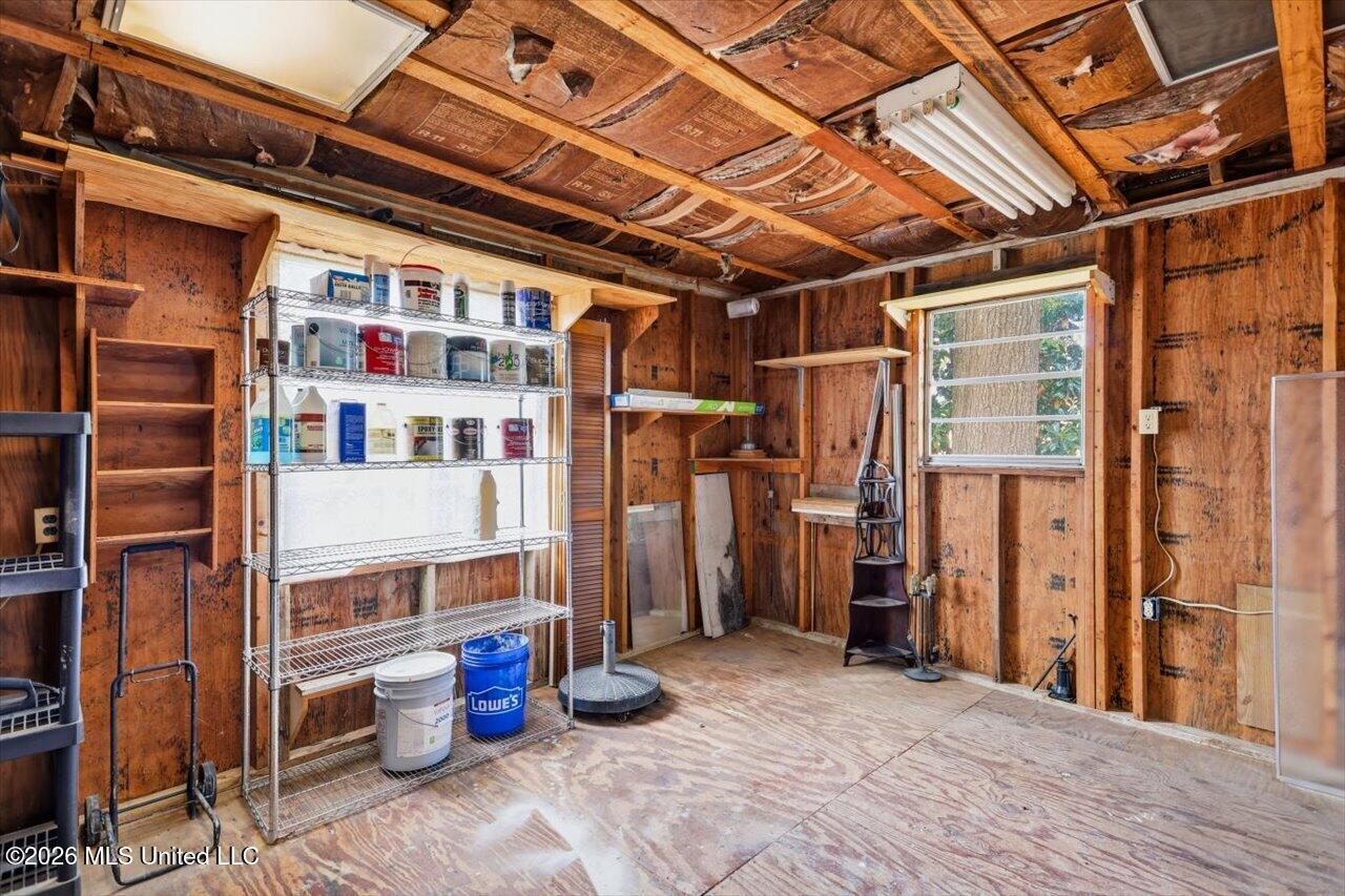 110 Van Doren Drive Property Photo 30