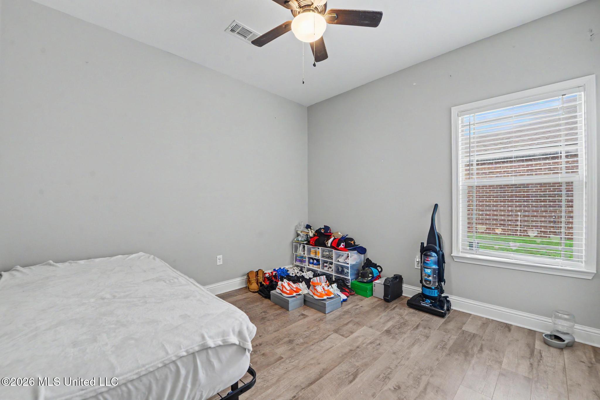 13741 Windwood Drive Property Photo 17