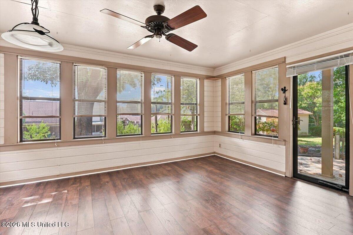 7340 Cedardale Cove Property Photo 17