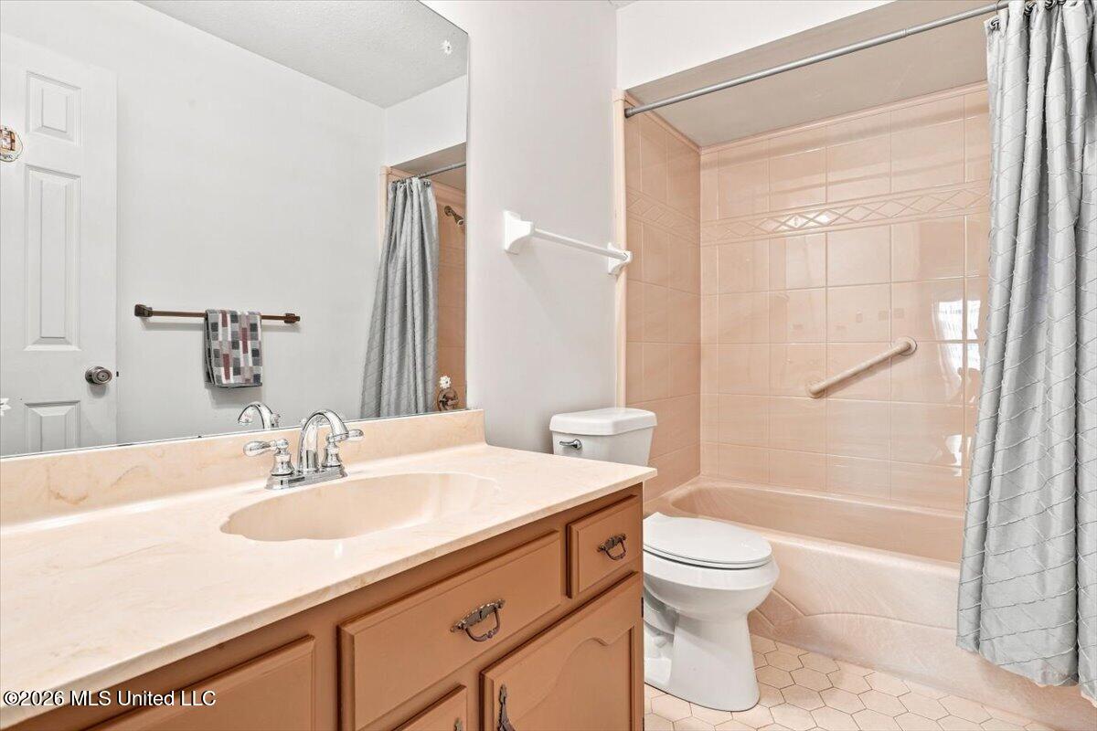 7340 Cedardale Cove Property Photo 20