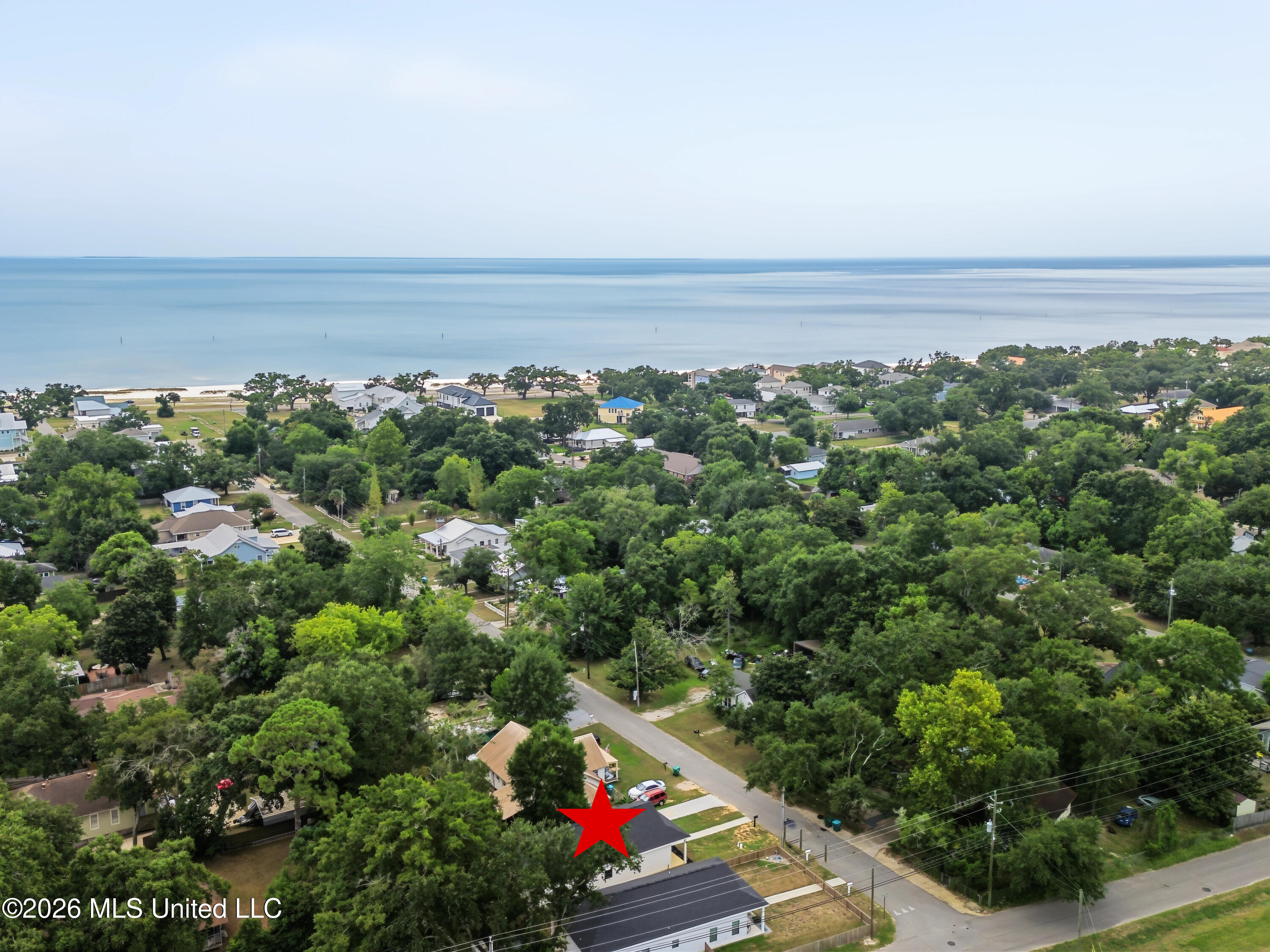 828 Regnault Avenue Property Photo 21