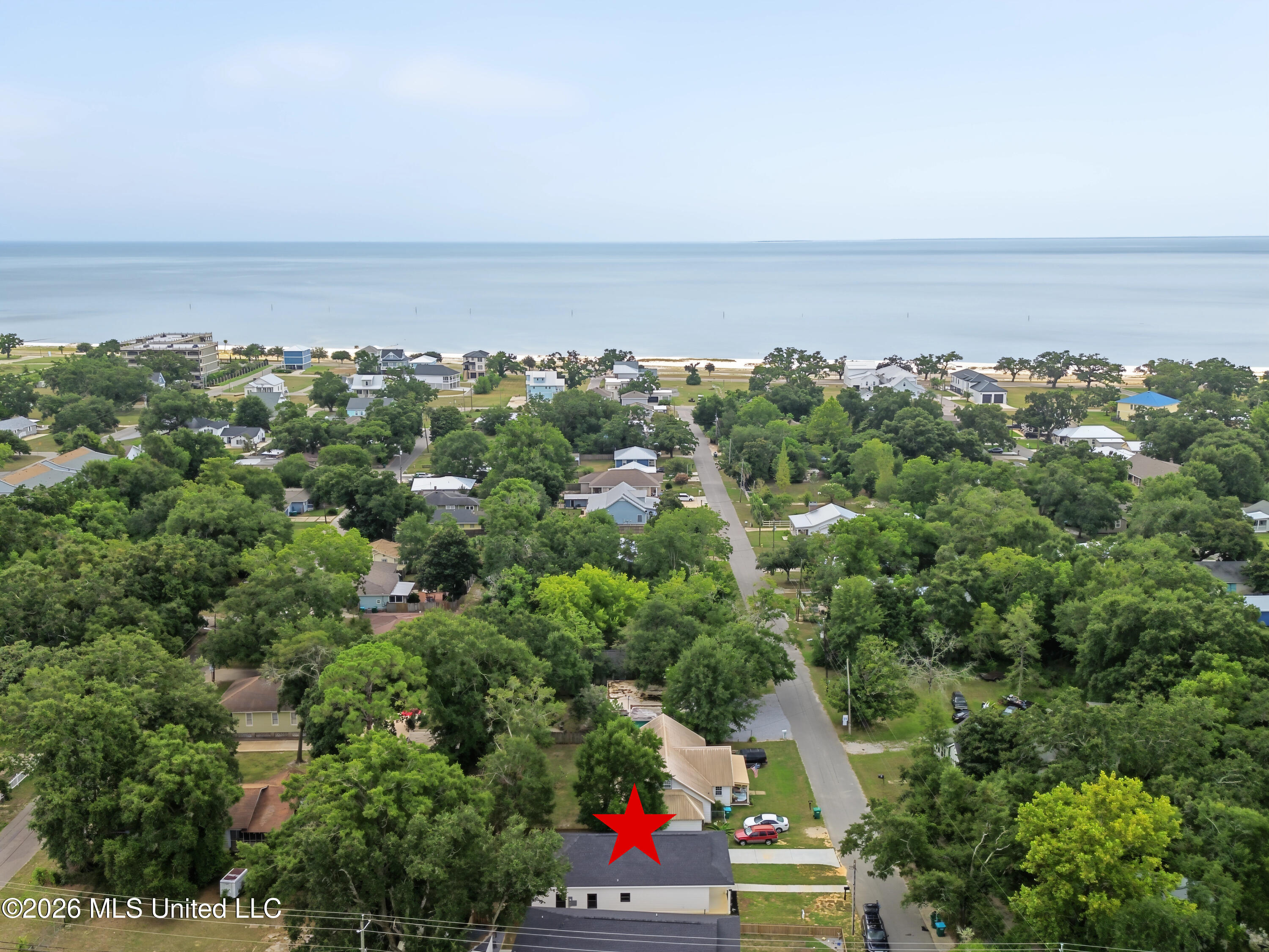 828 Regnault Avenue Property Photo 22