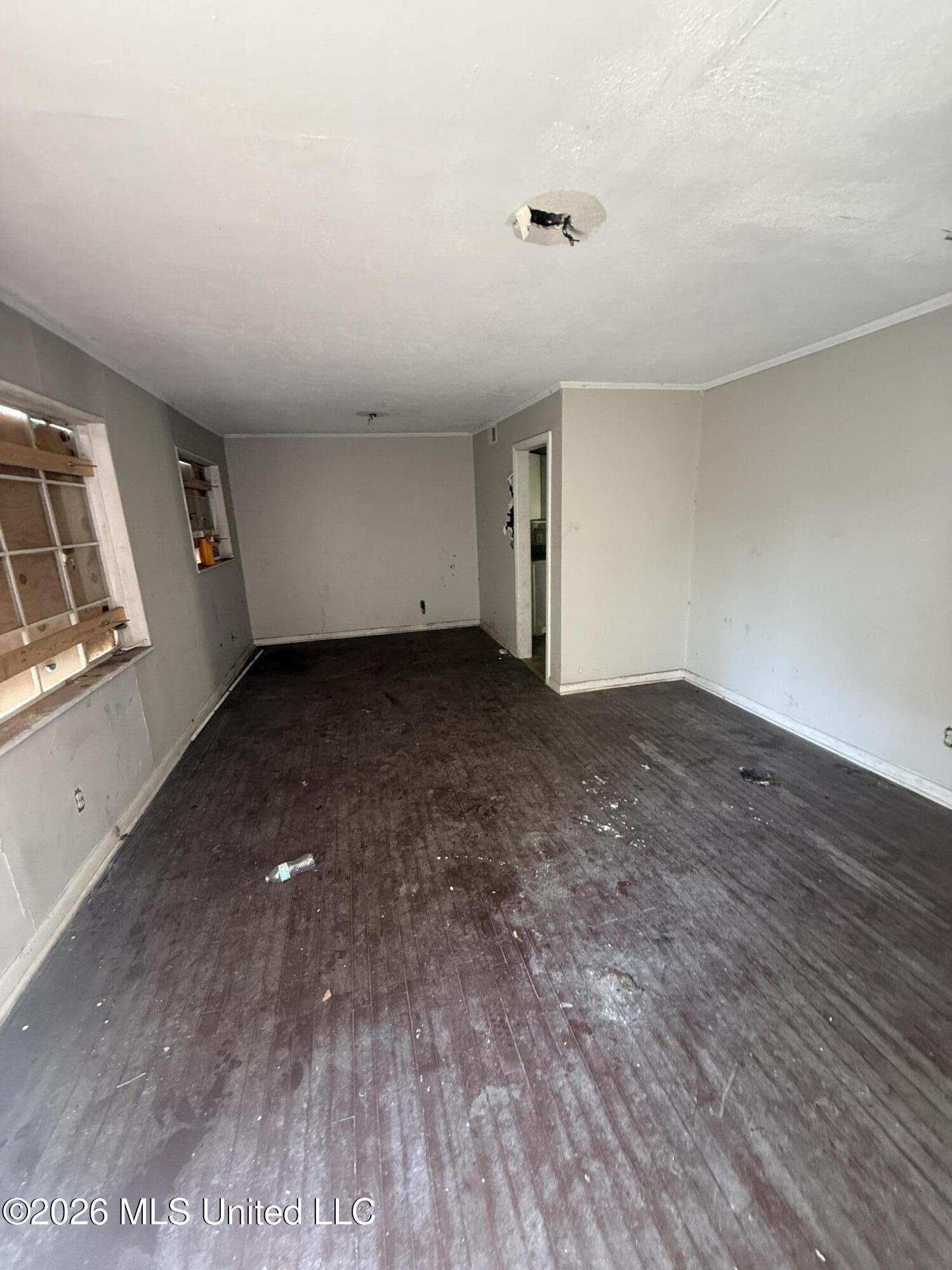 2611 Teresa Drive Property Photo 4