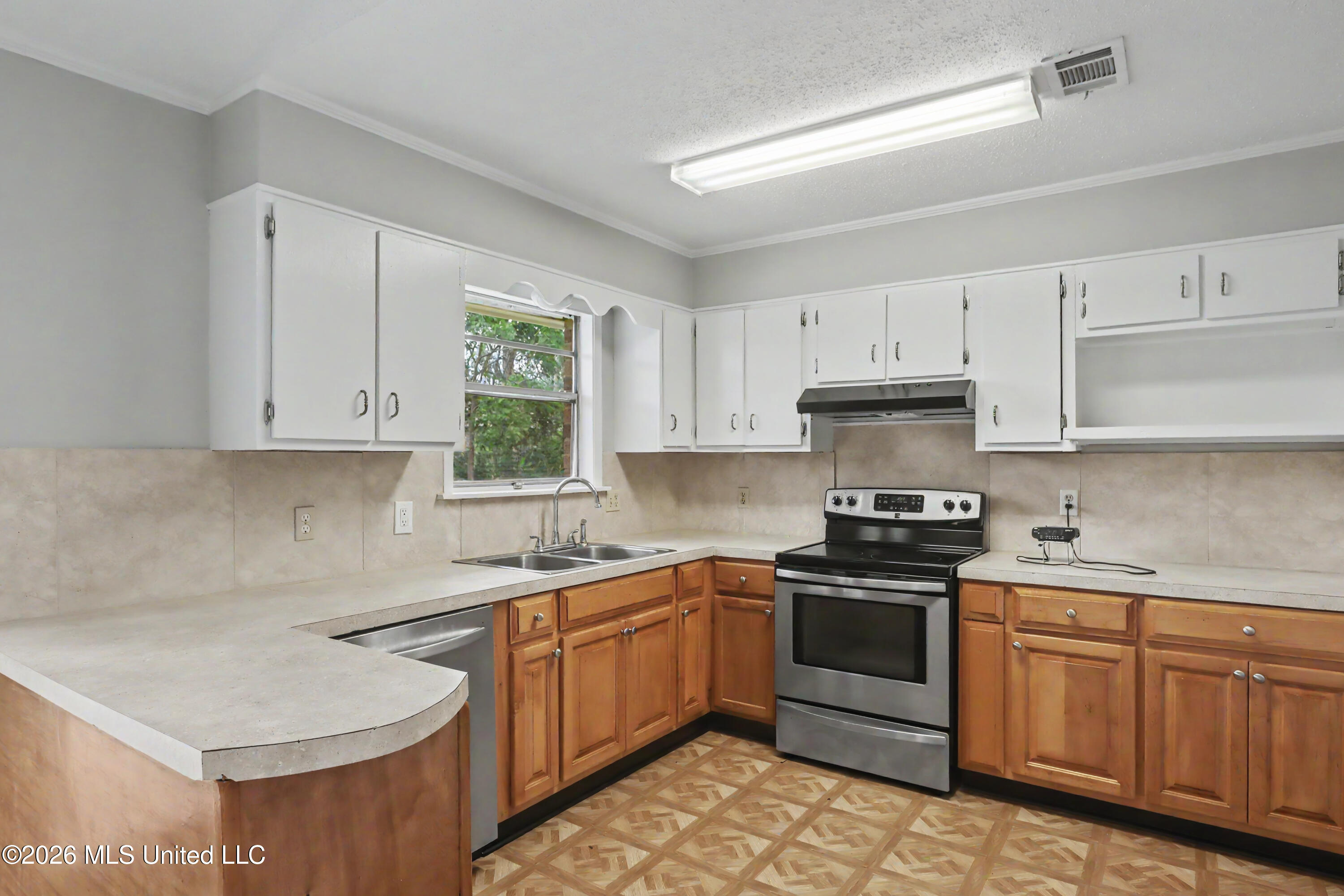 150 Ben Drive Property Photo 9