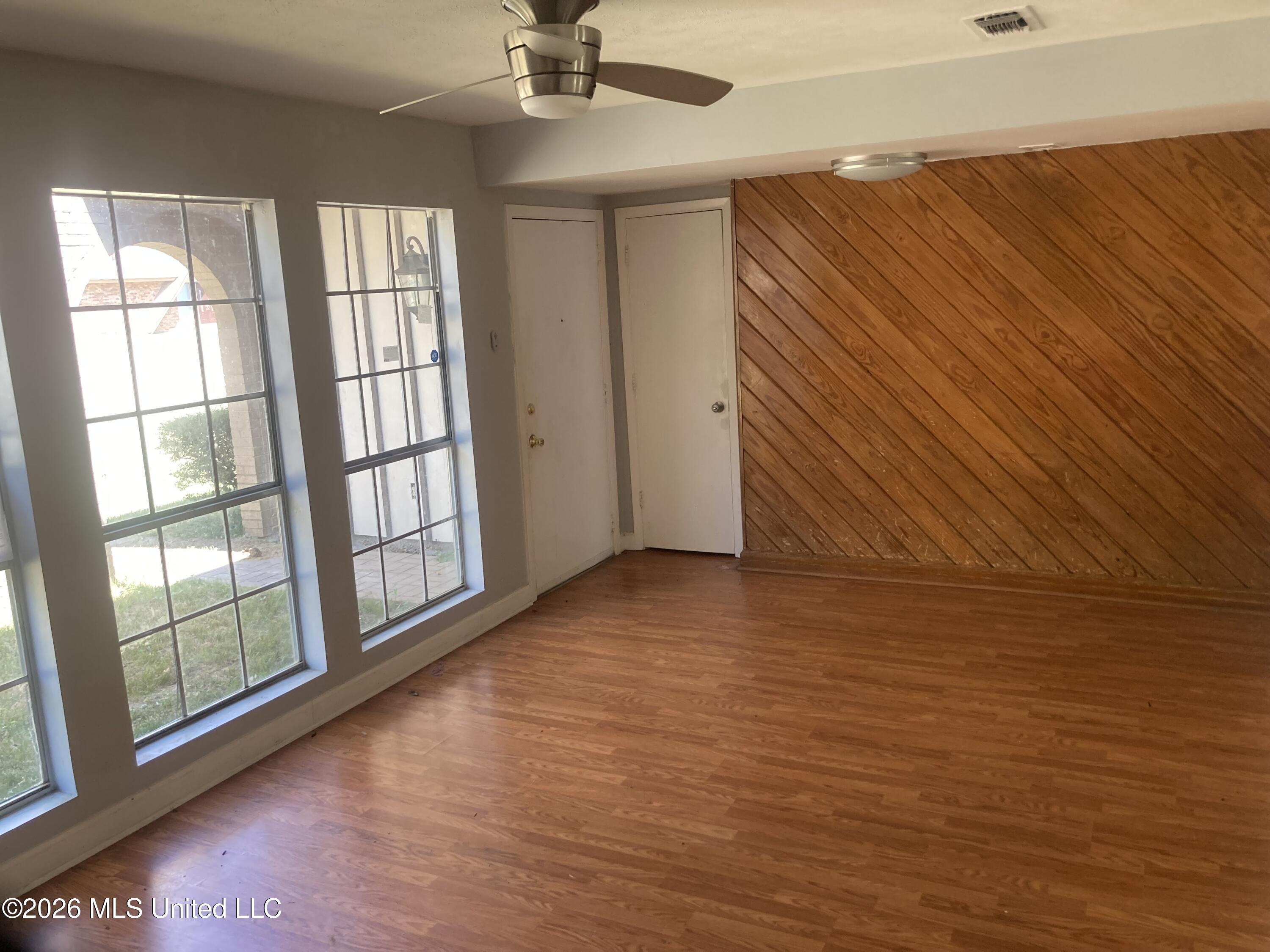 5856 Cypress Trail Property Photo 10