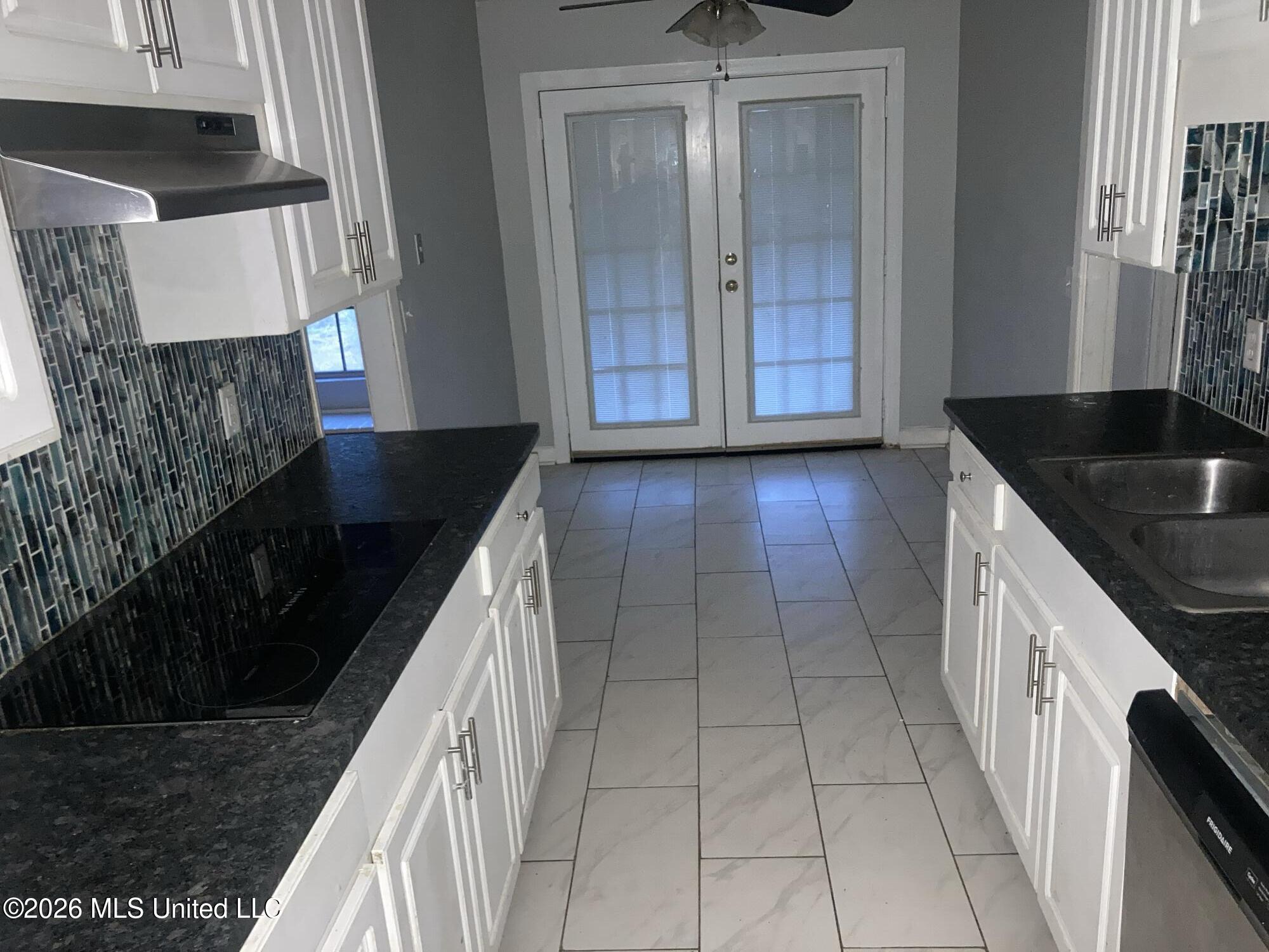 5856 Cypress Trail Property Photo 11