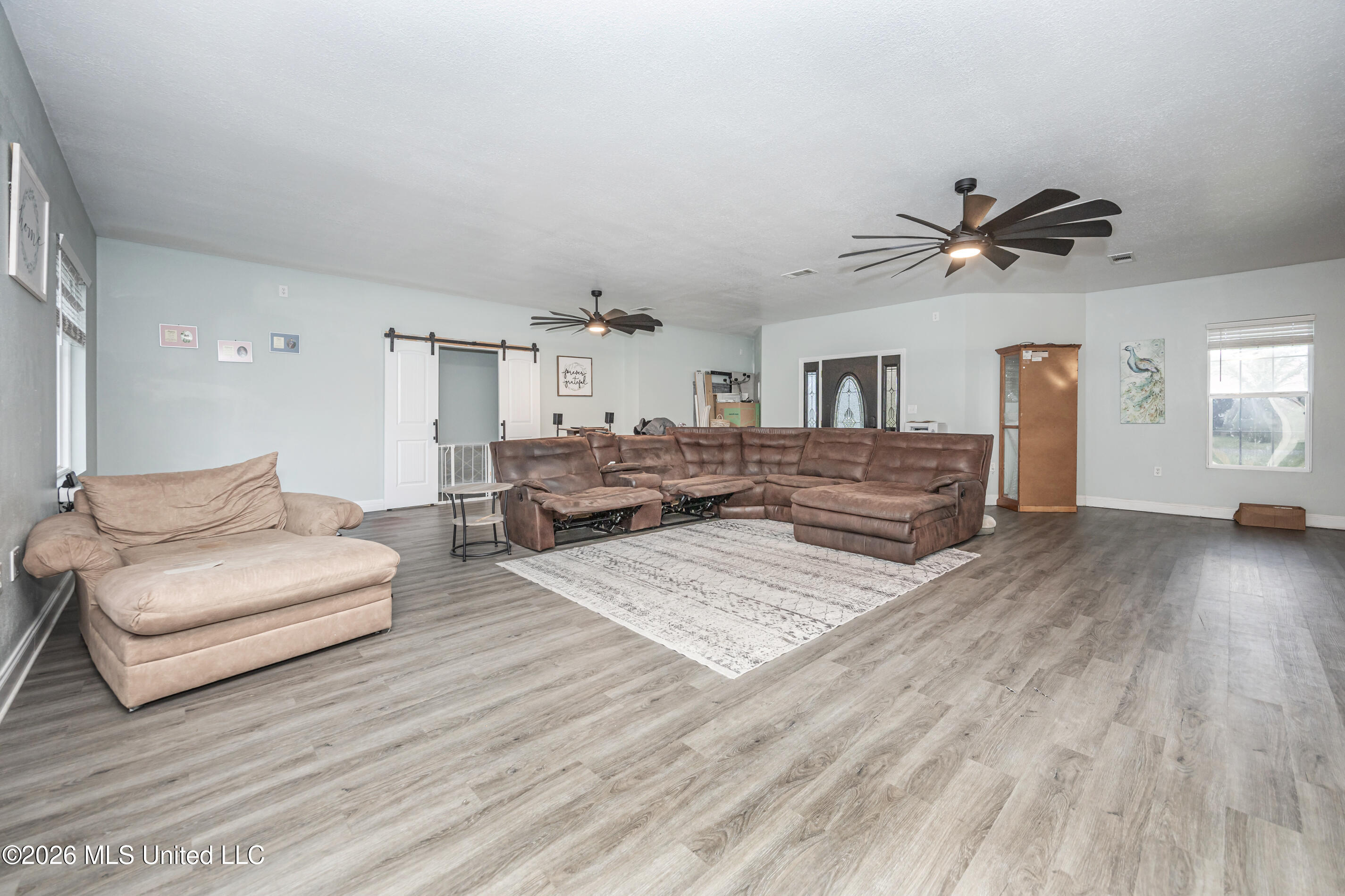15405 Drake Lane Property Photo 10