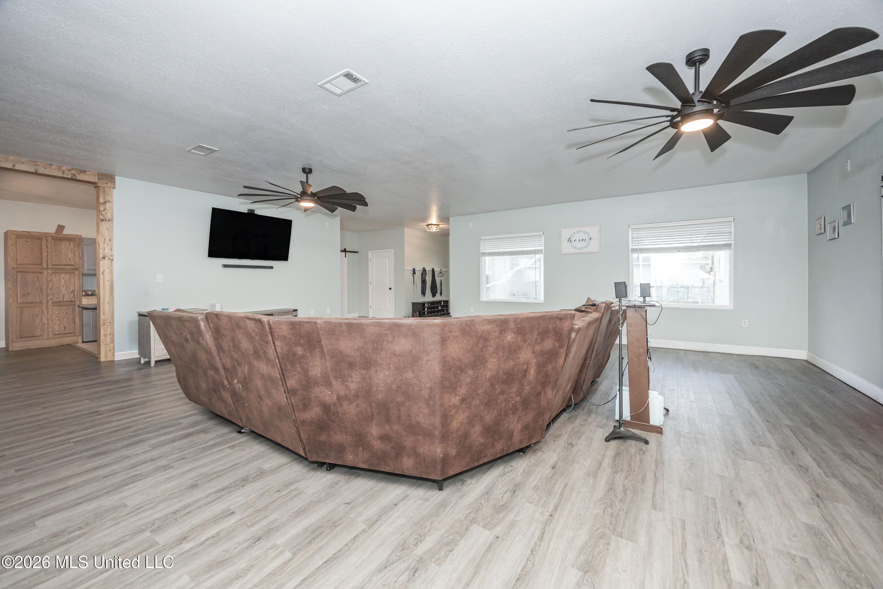15405 Drake Lane Property Photo 11