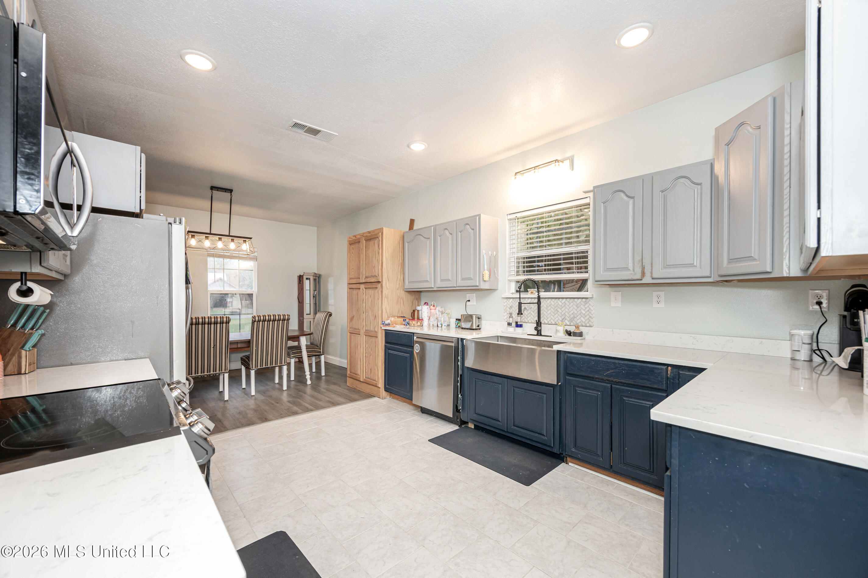 15405 Drake Lane Property Photo 16