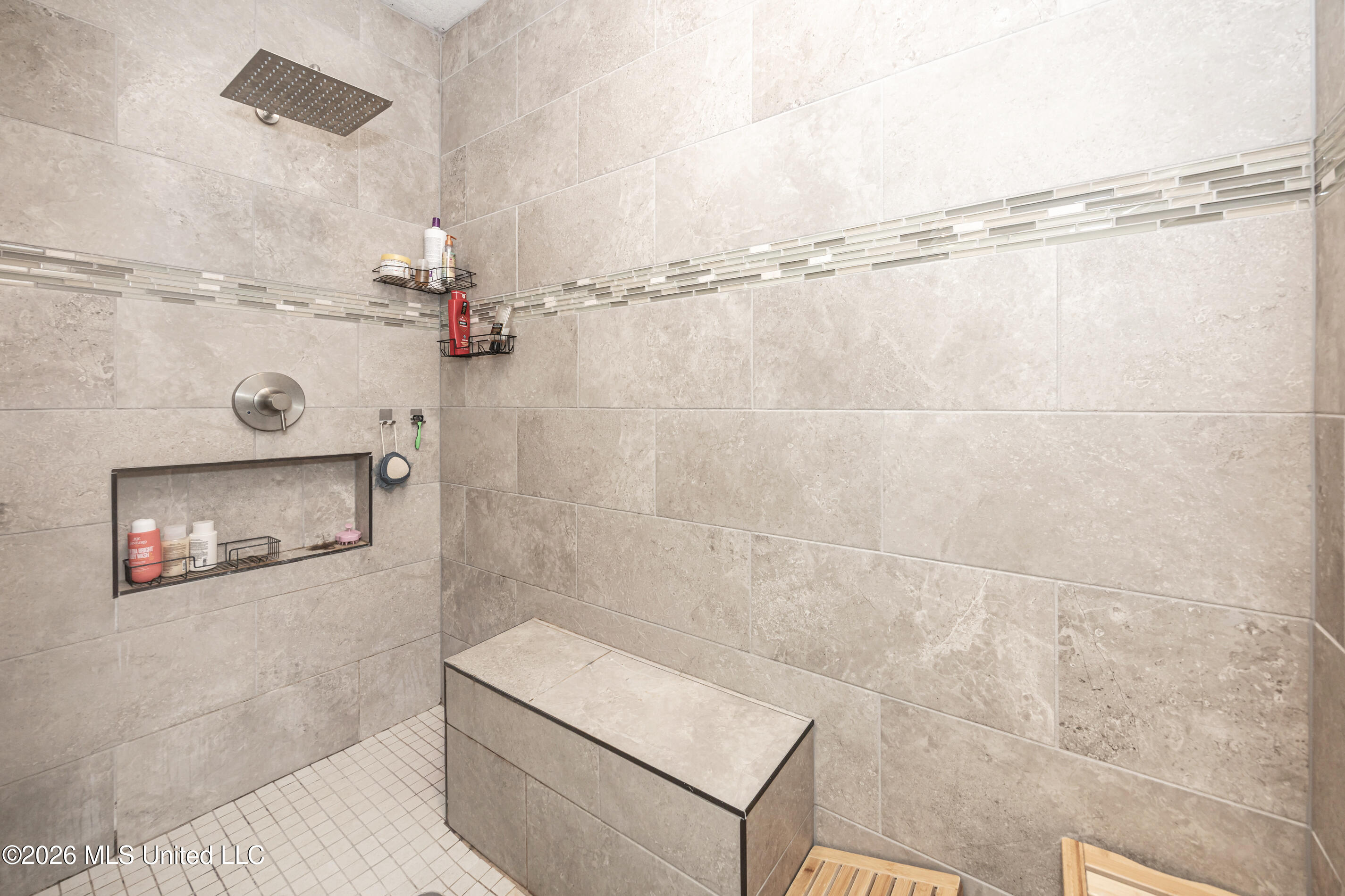 15405 Drake Lane Property Photo 28