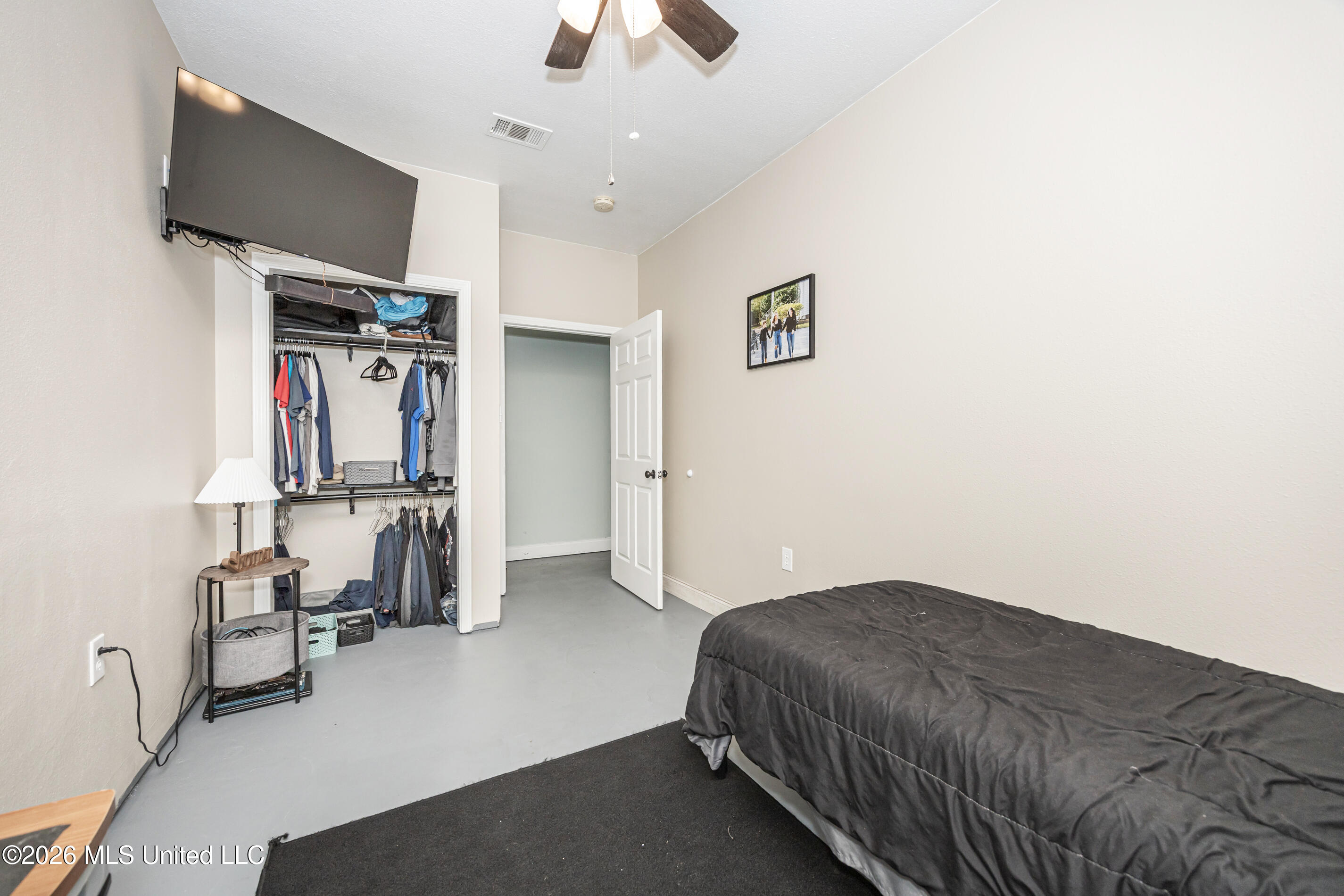 15405 Drake Lane Property Photo 31