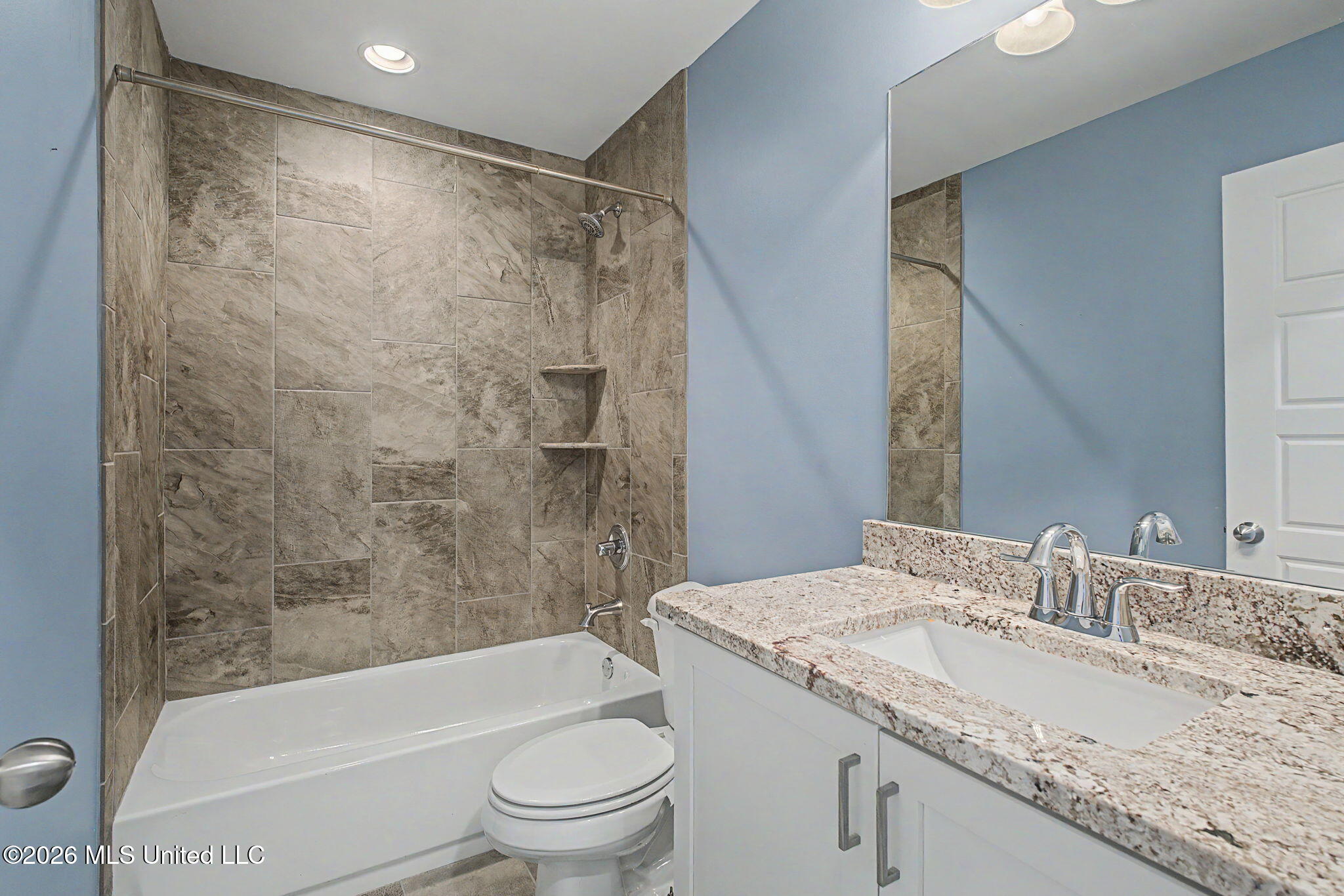 3770 Hawthorn Drive Property Photo 19
