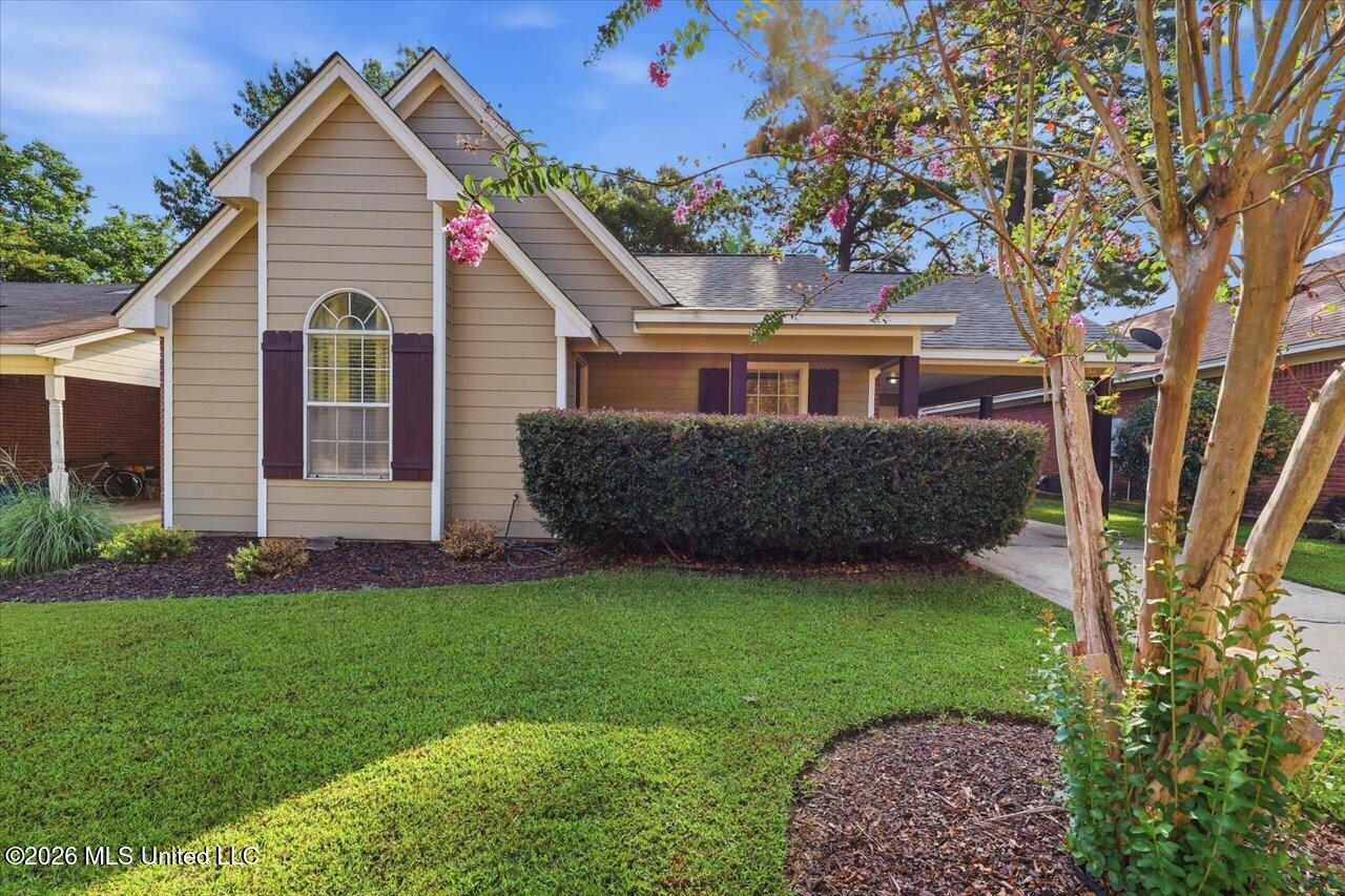 1018 Barnett Bend Circle Property Photo 1