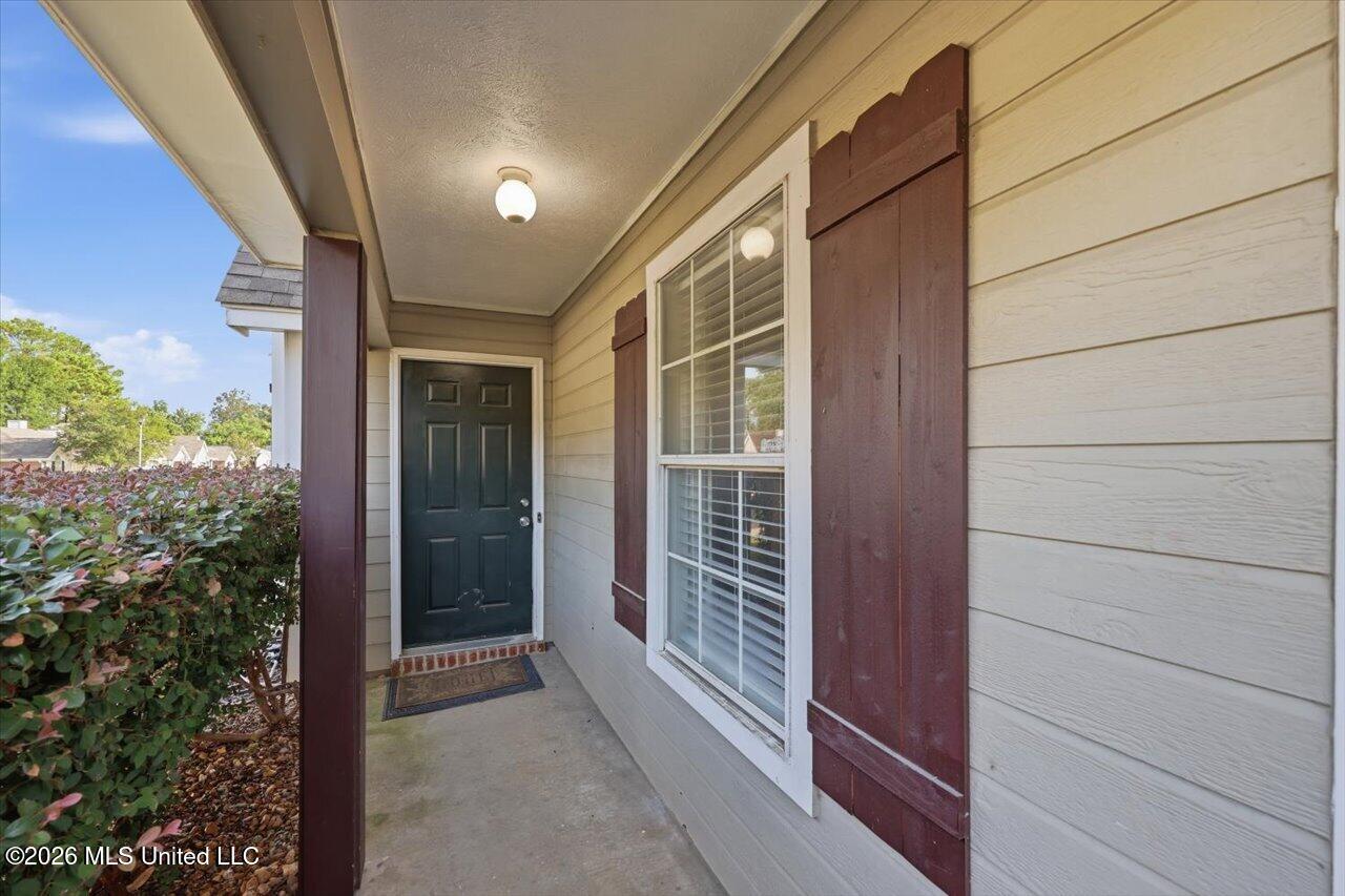 1018 Barnett Bend Circle Property Photo 4