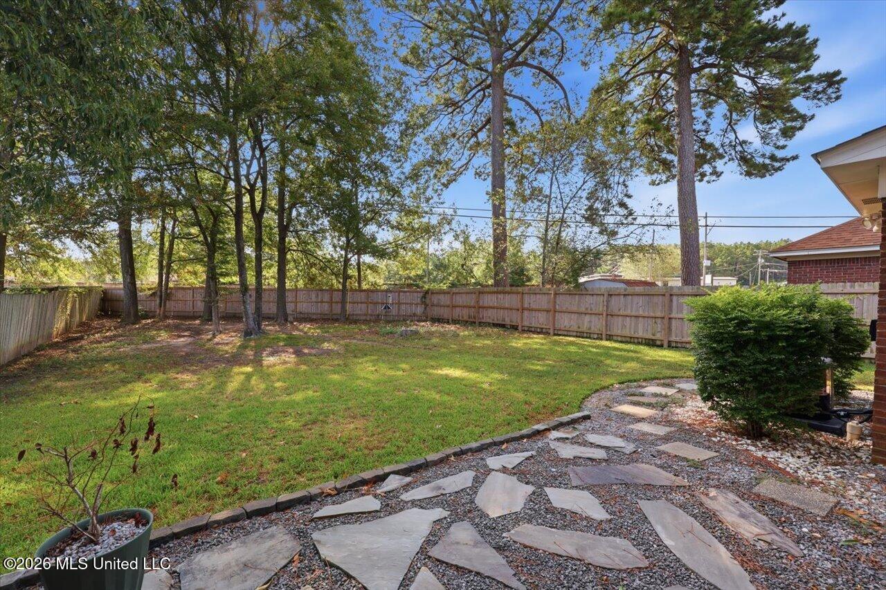 1018 Barnett Bend Circle Property Photo 24