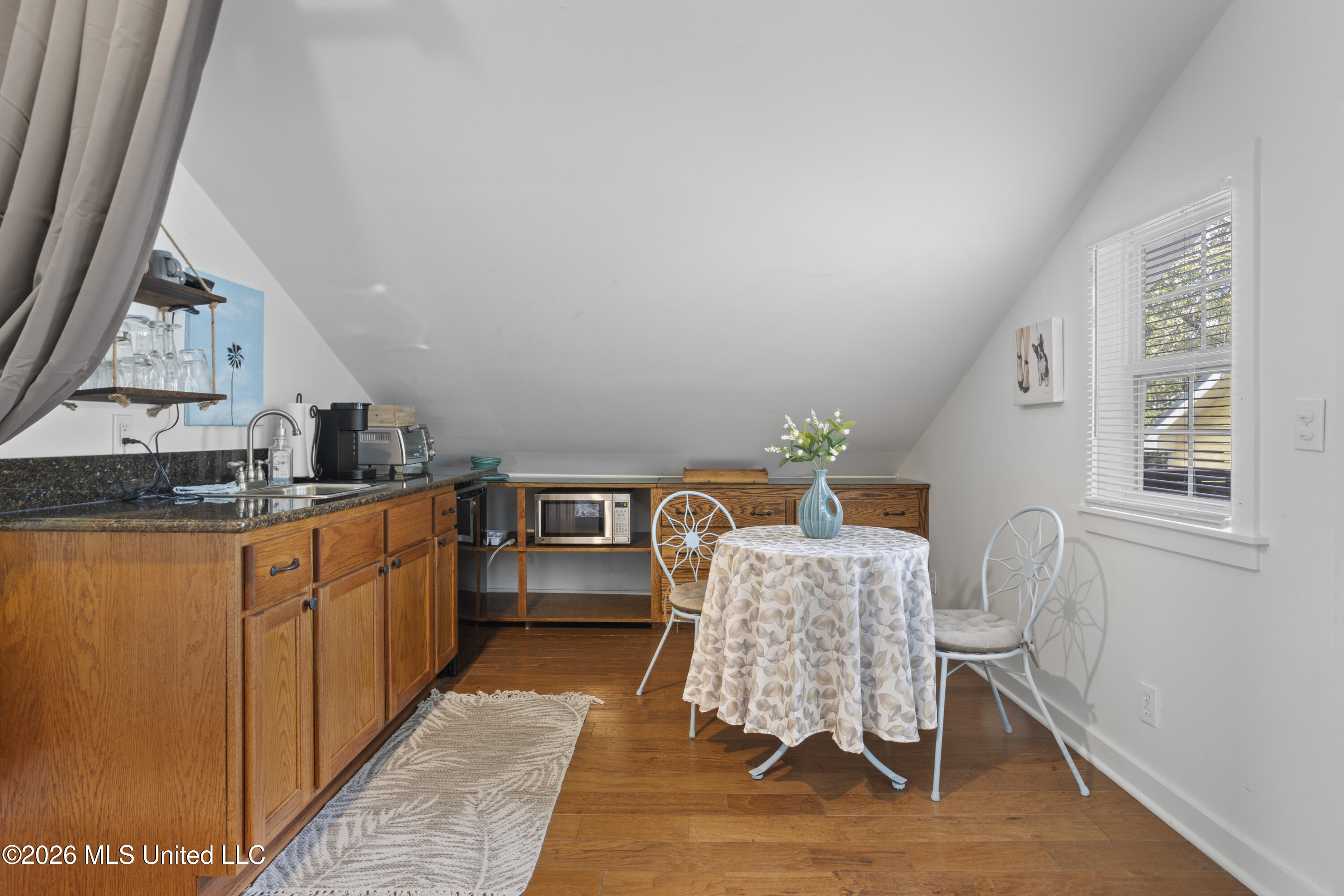 208 Saint Charles Street Property Photo 62