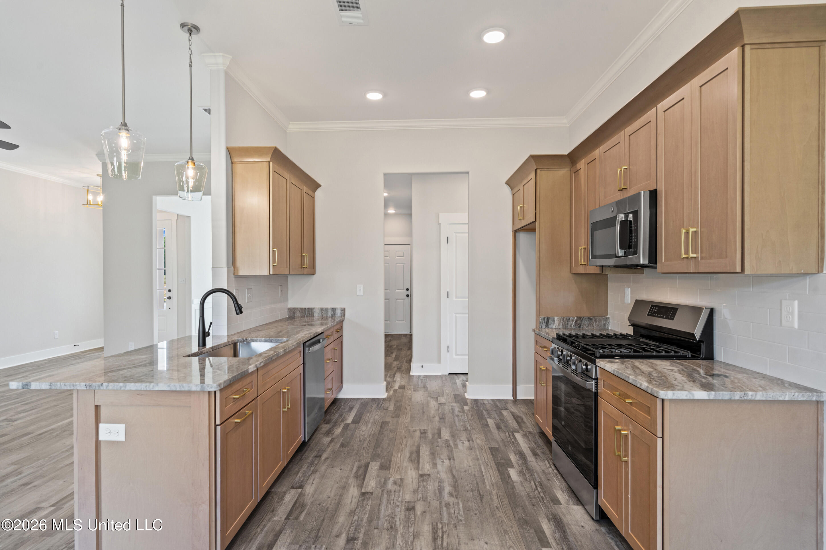 3634 Kreunen Street Property Photo 2