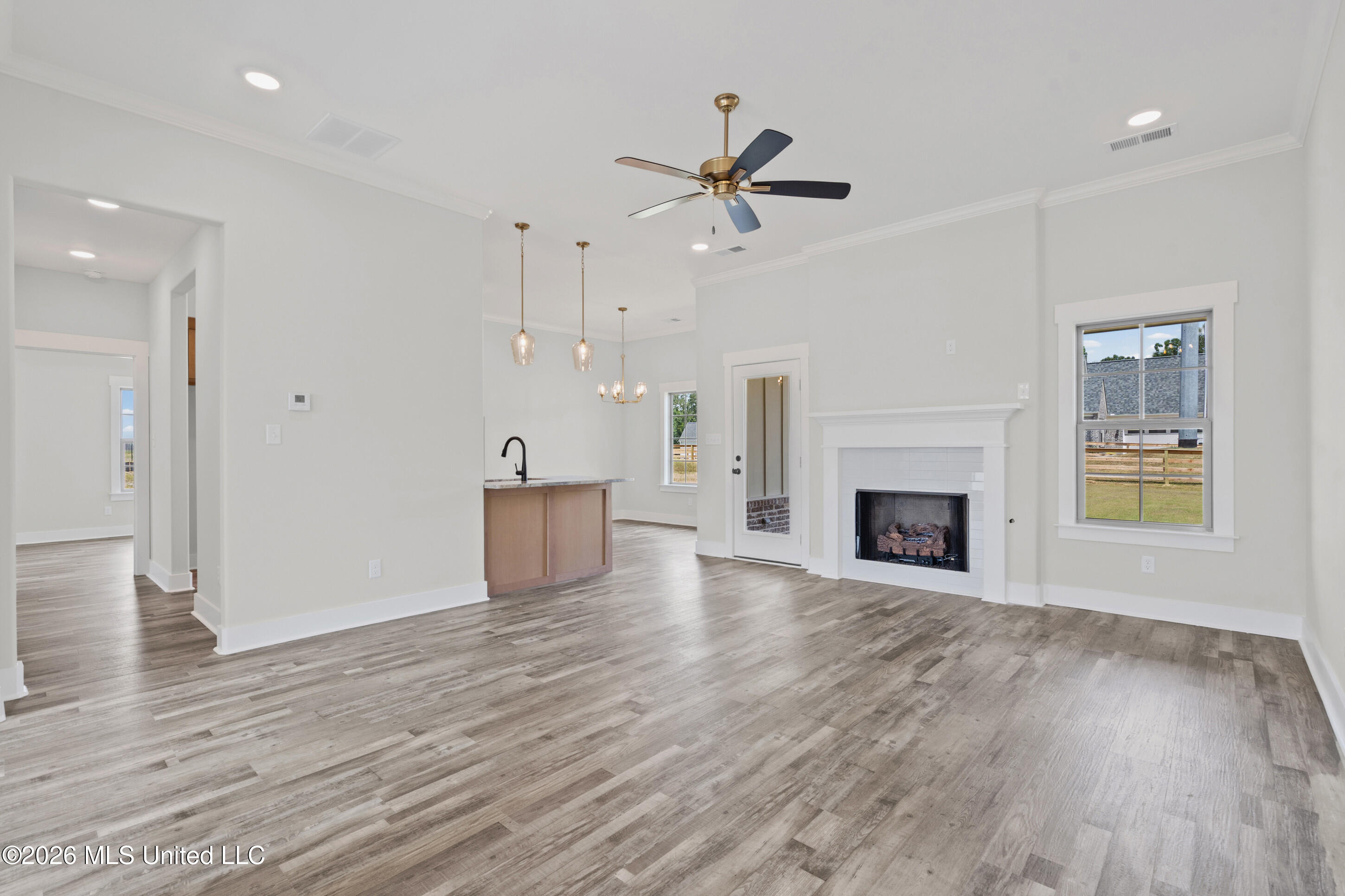 3634 Kreunen Street Property Photo 7