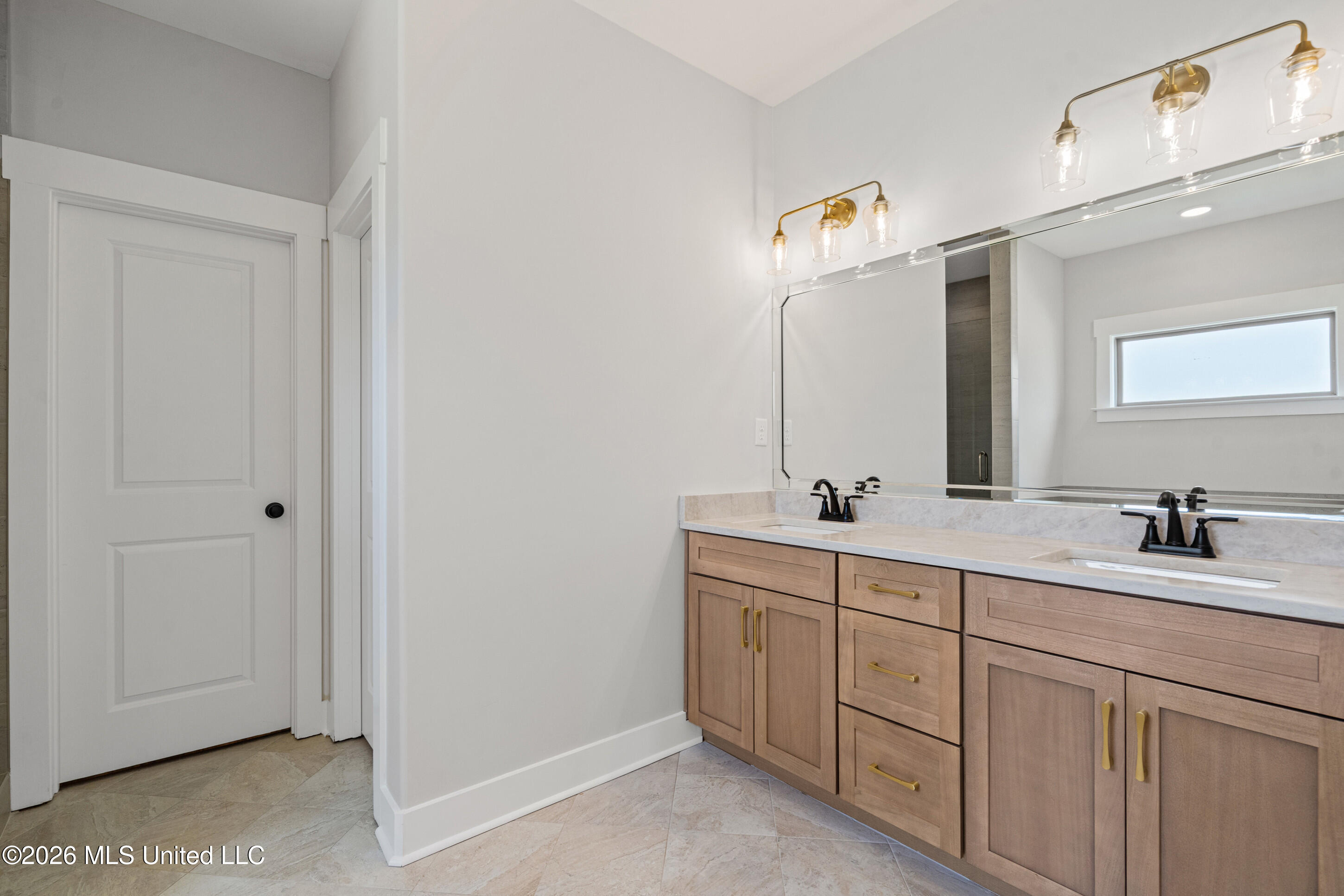 3634 Kreunen Street Property Photo 16