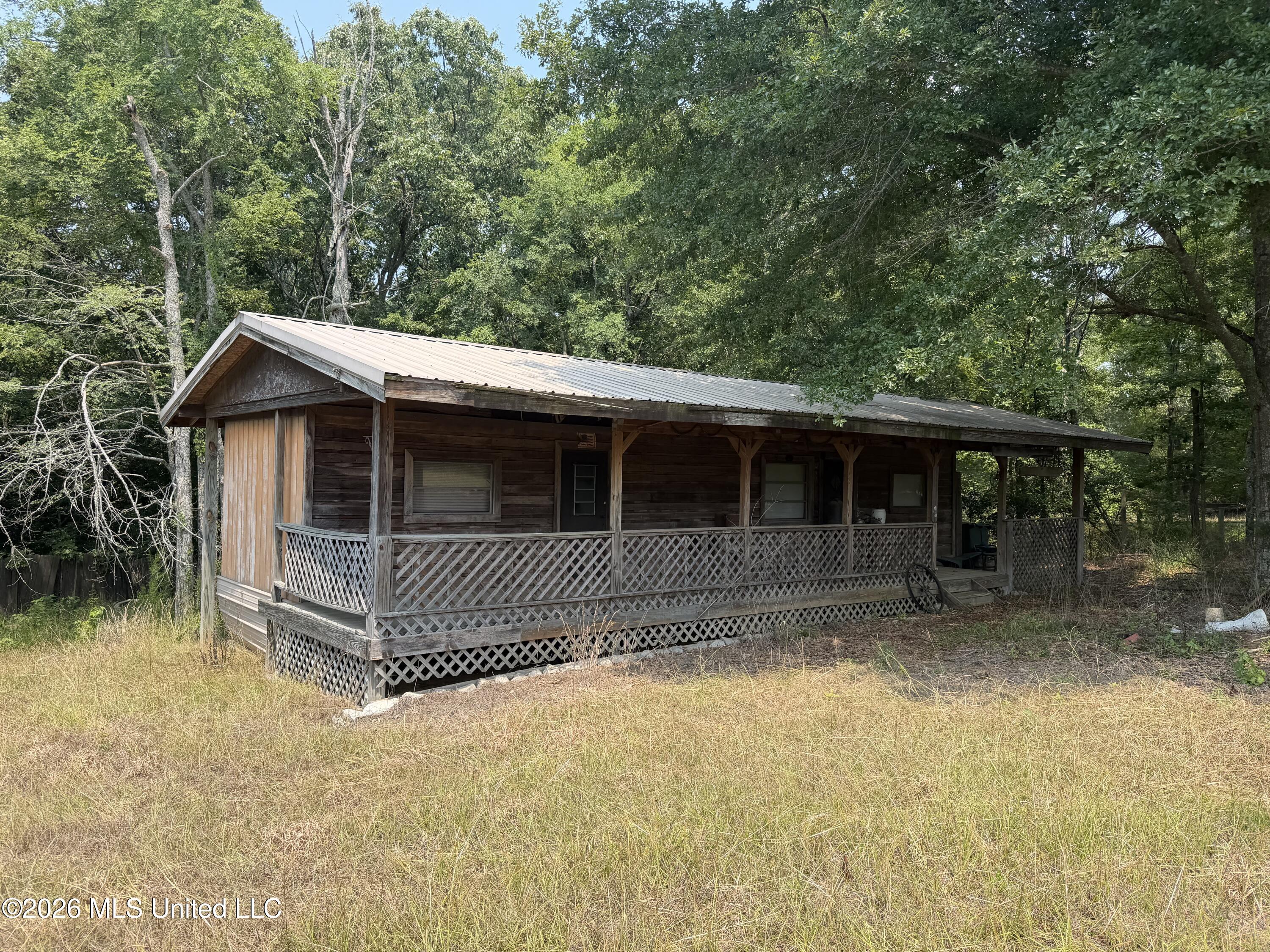 390 Springfield Road Property Photo 1