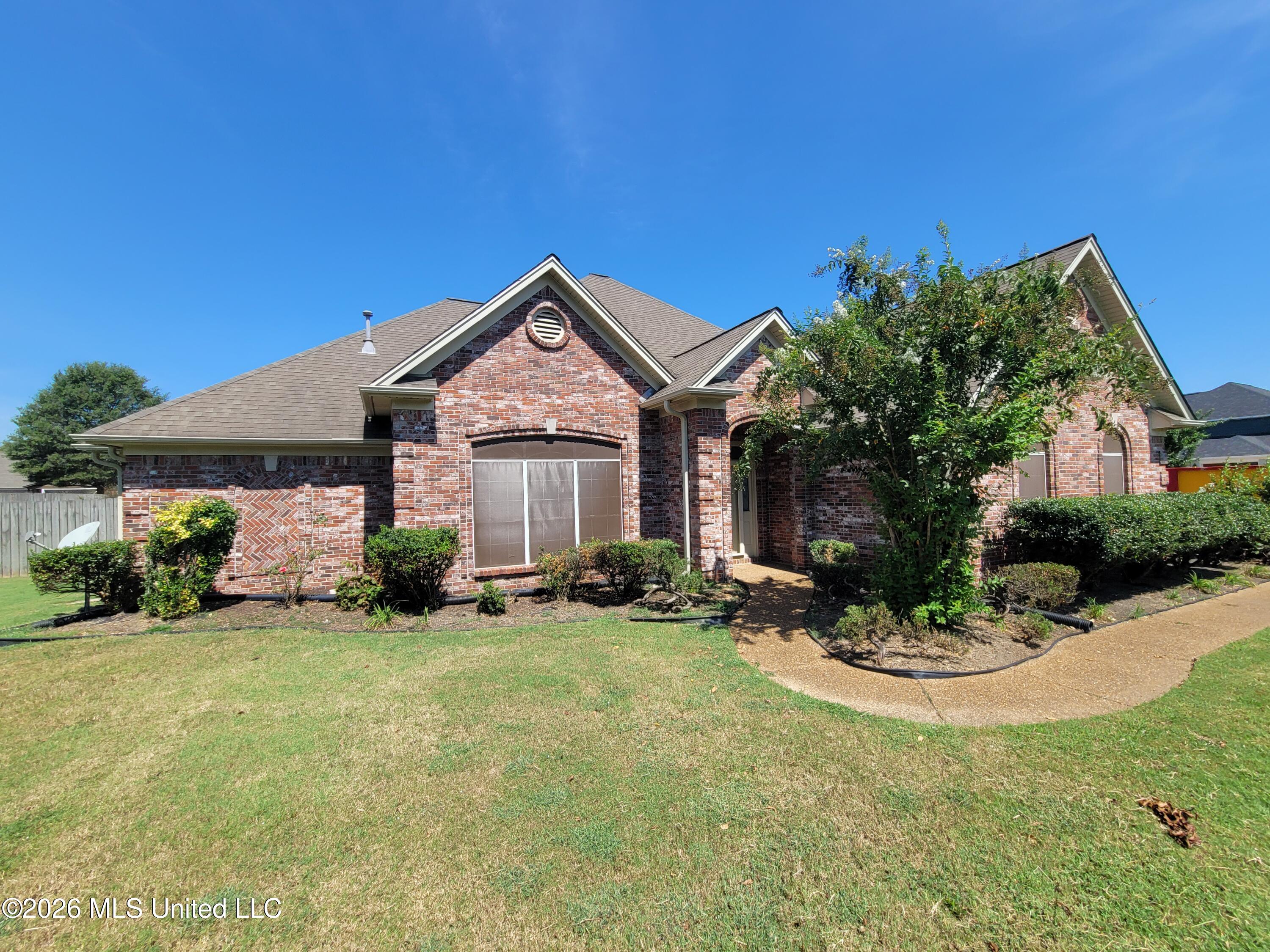 13165 Coldwater Drive Property Photo 4