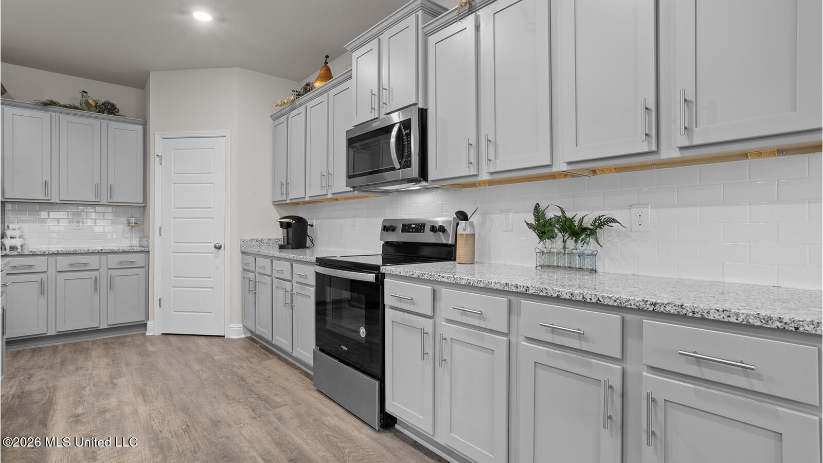13320 Sarsen Loop Property Photo 8
