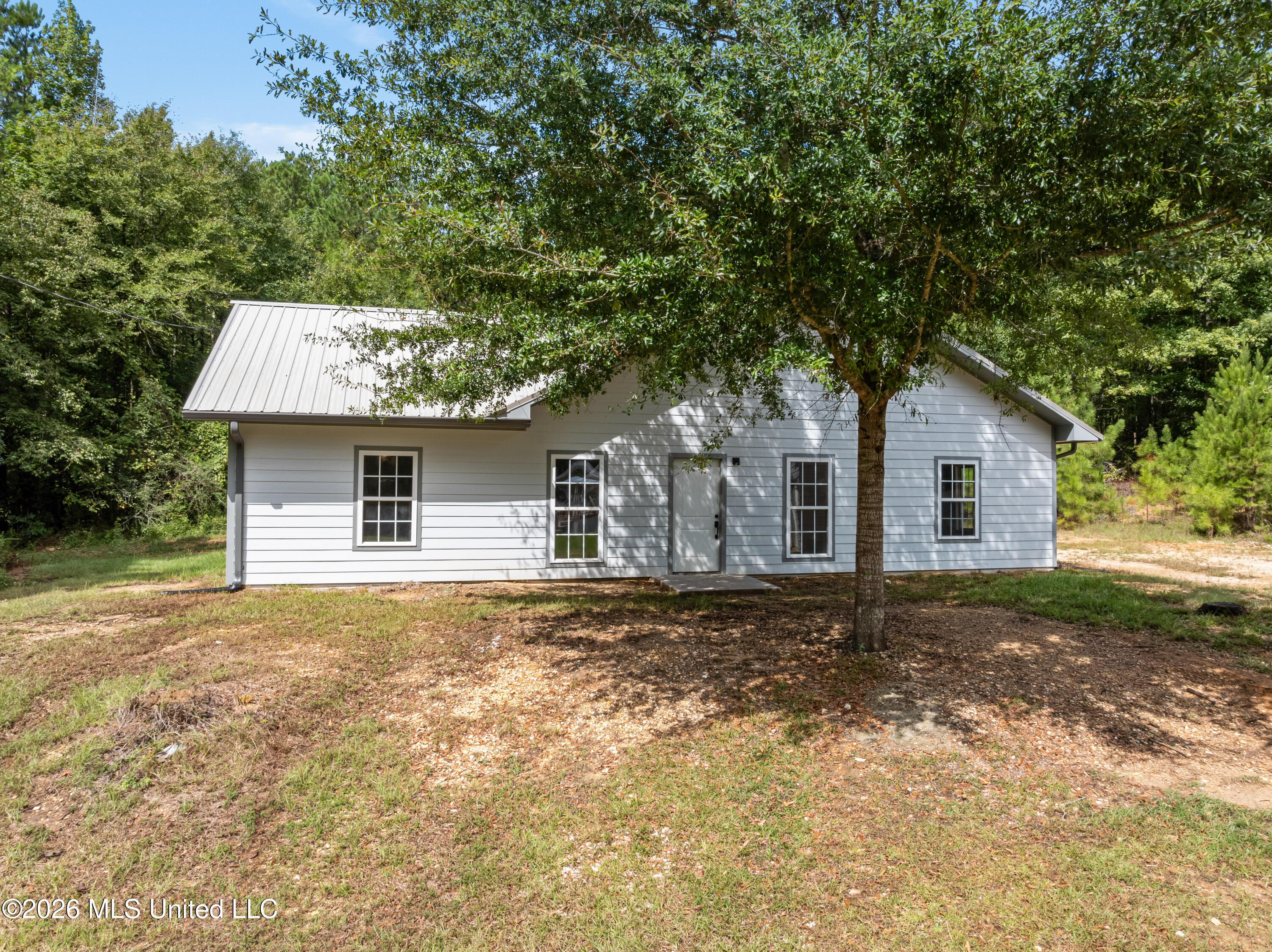 1631 Nw Fairman Lane Property Photo 1