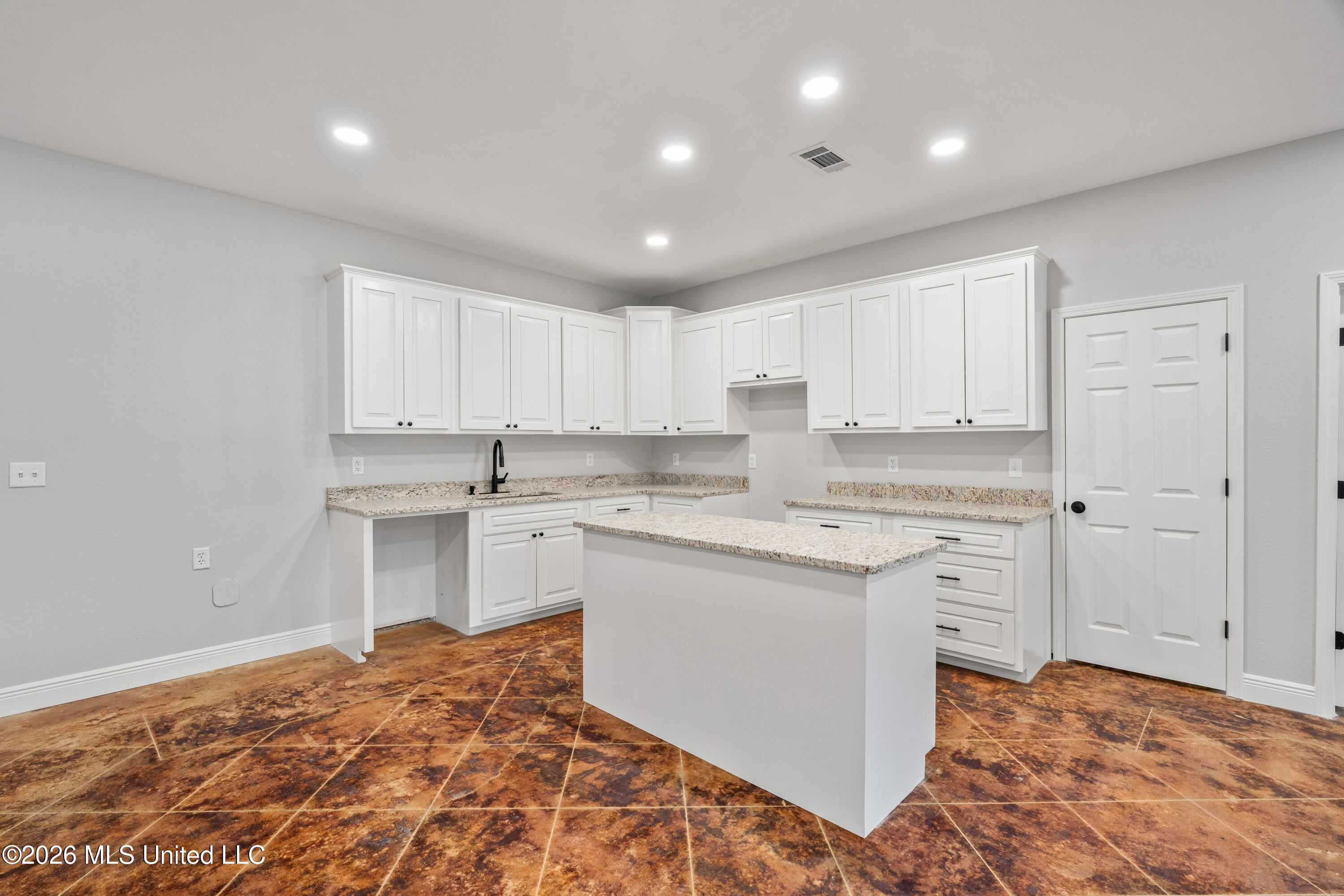 1631 Nw Fairman Lane Property Photo 13