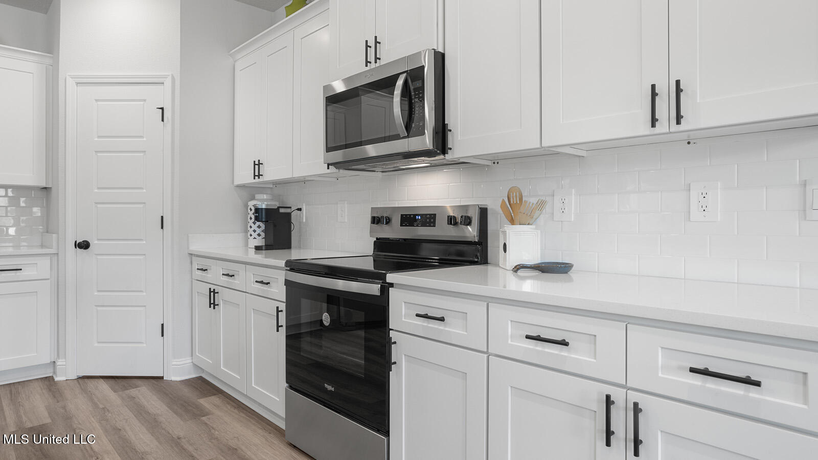 14482 Majesta Drive Property Photo 11