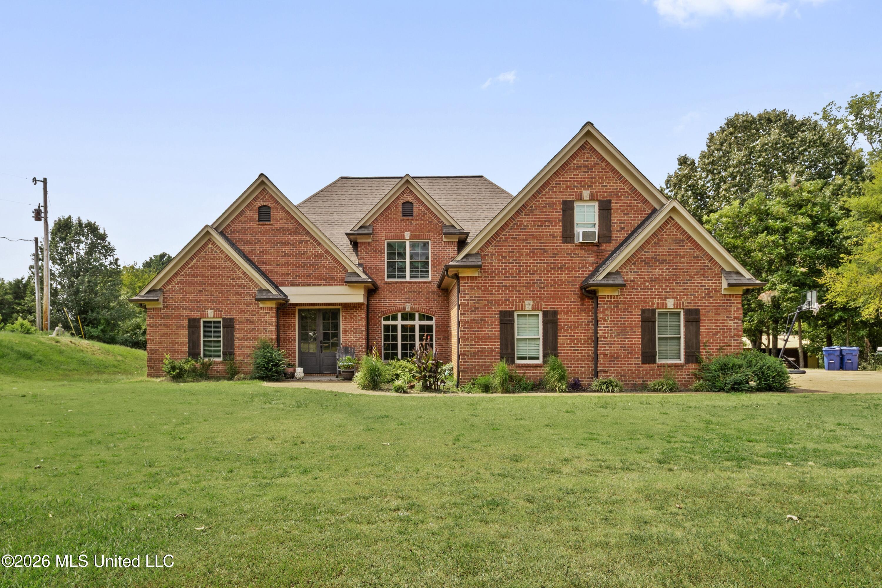 5125 Rolling Pine Circle Property Photo 2