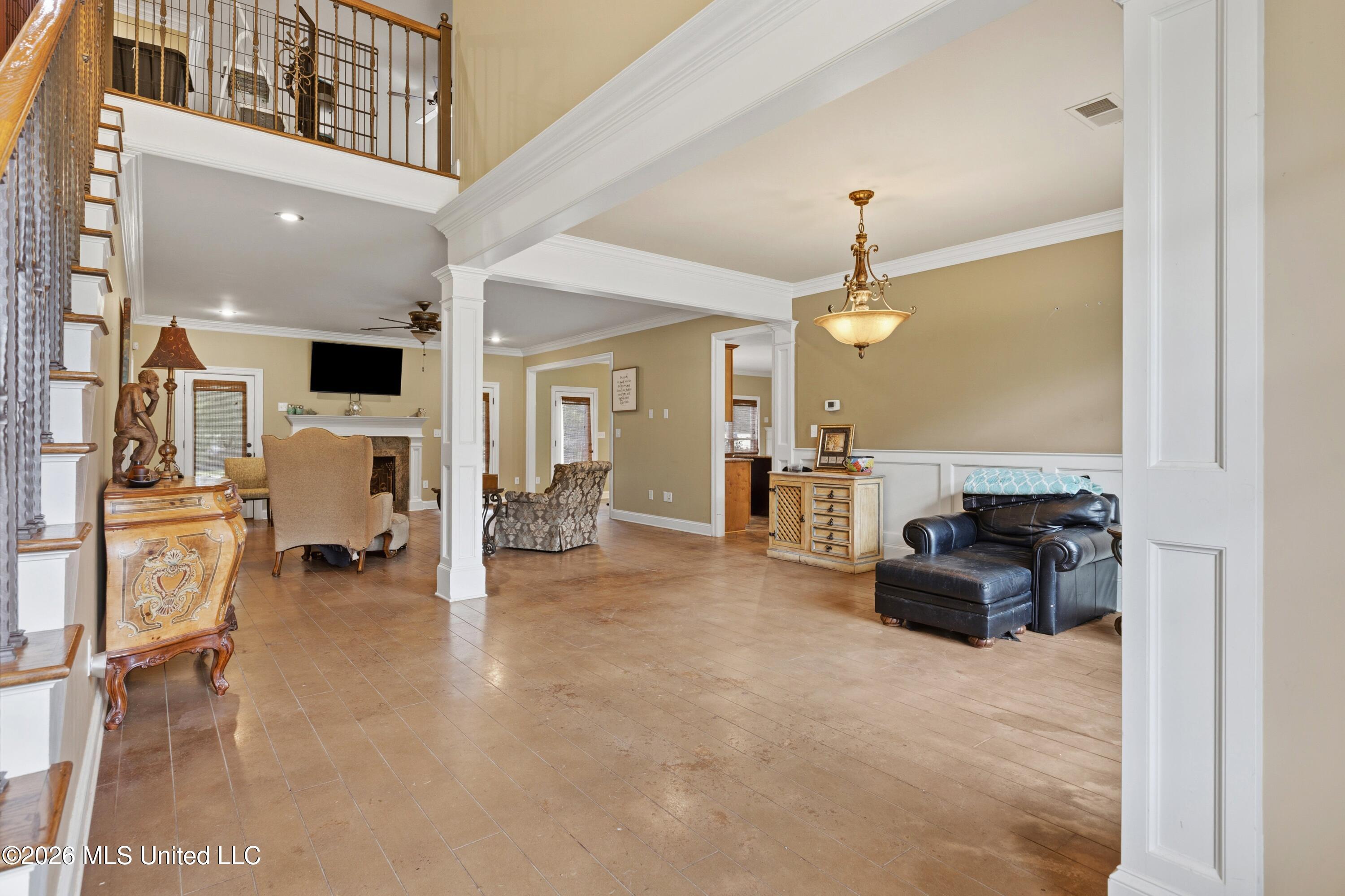 5125 Rolling Pine Circle Property Photo 4
