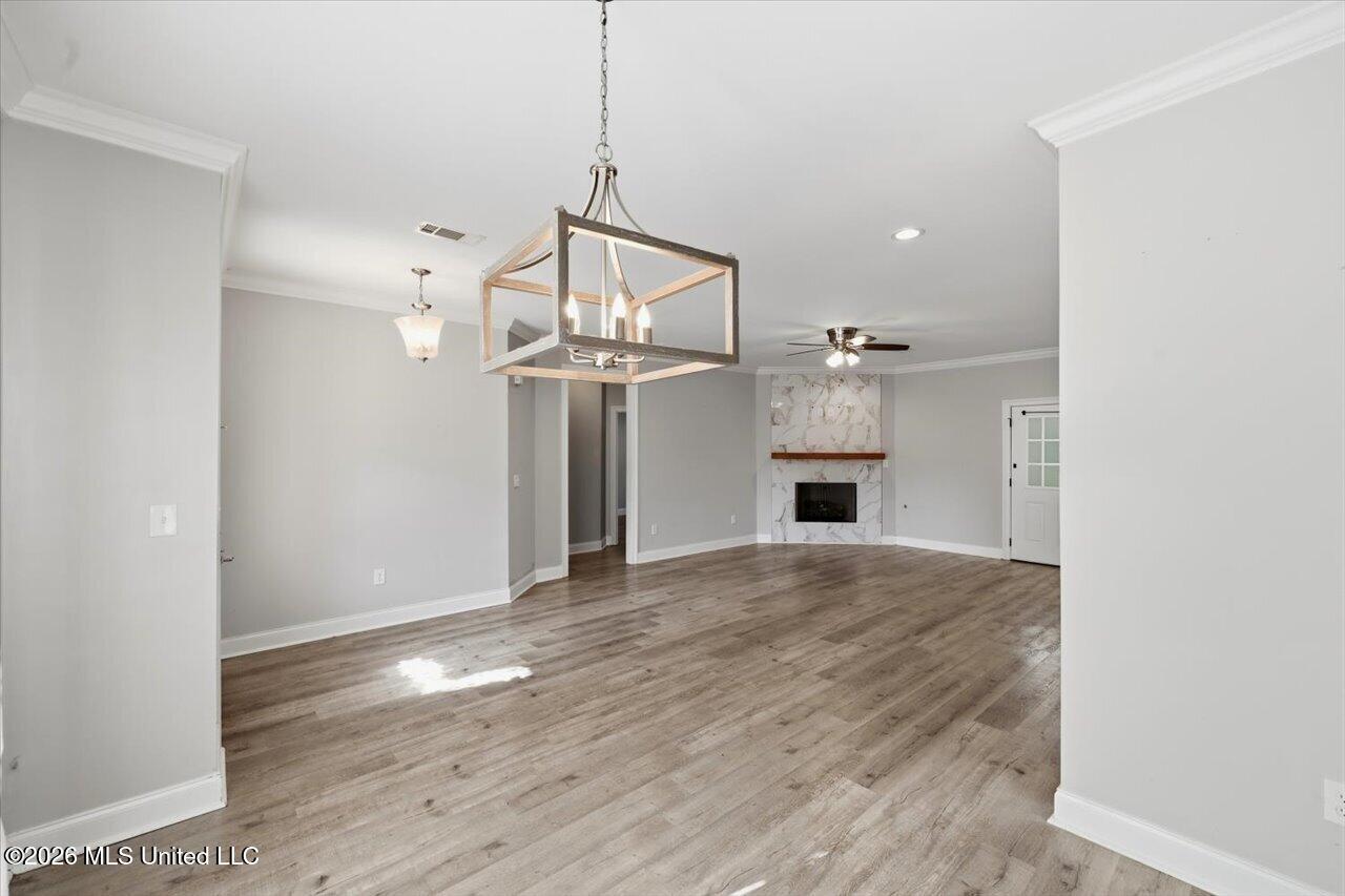 580 Hickory Place Property Photo 14