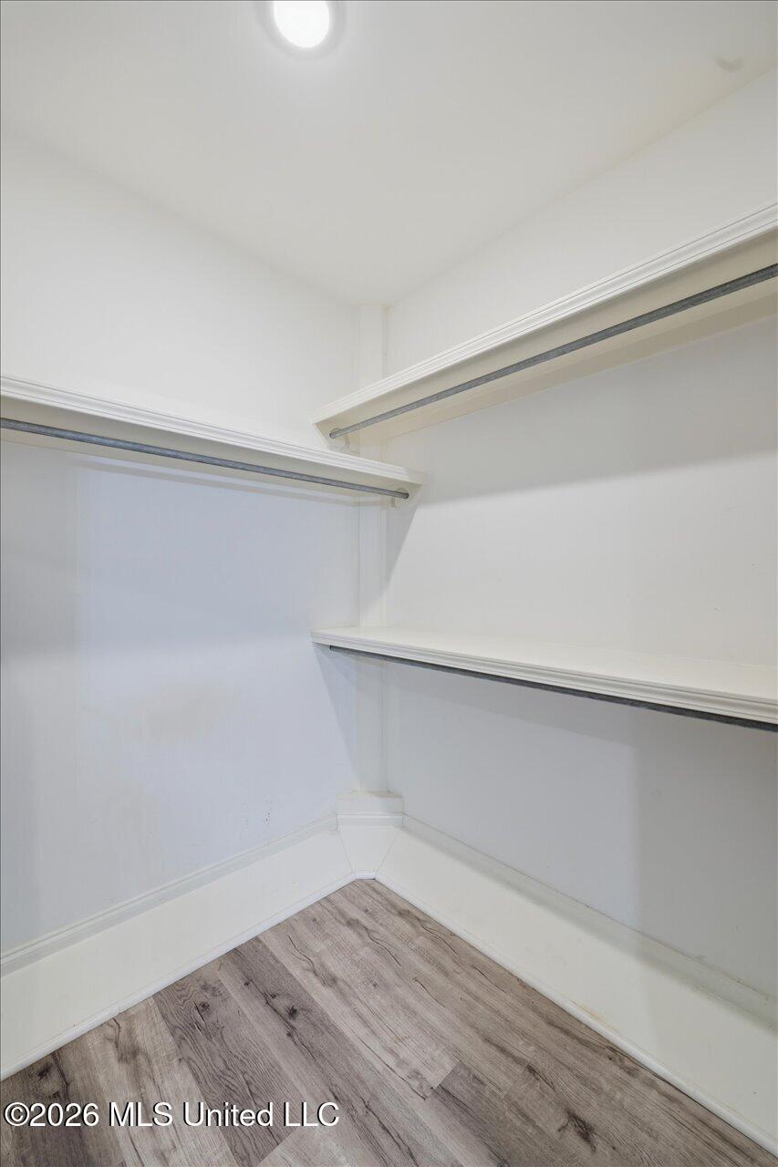 580 Hickory Place Property Photo 21