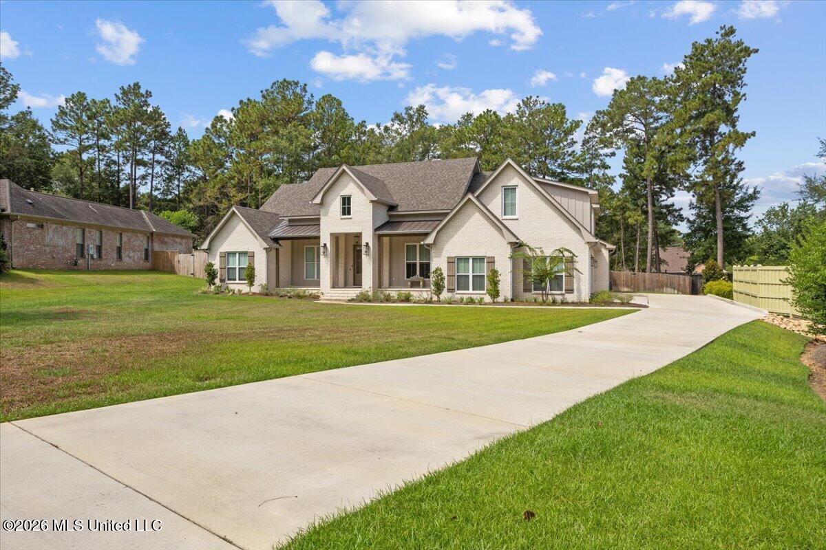 348 40th Place Property Photo 2