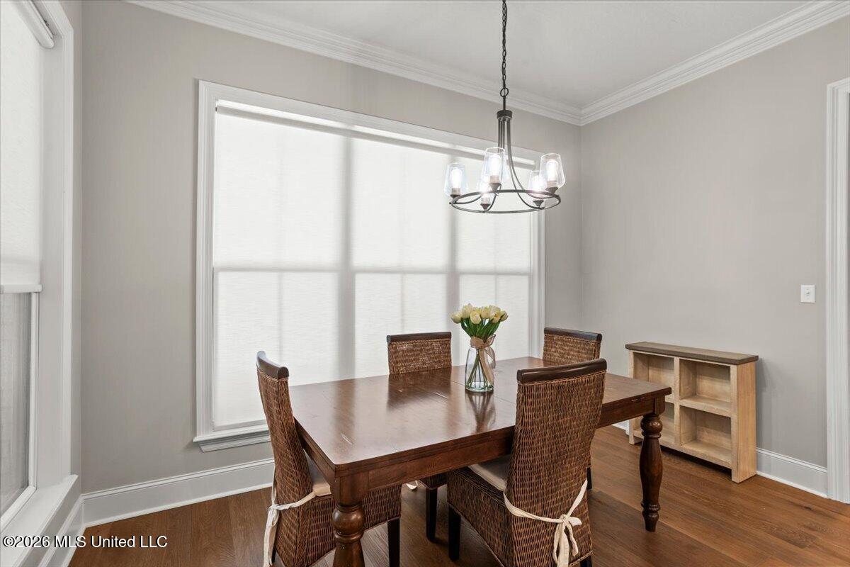348 40th Place Property Photo 19