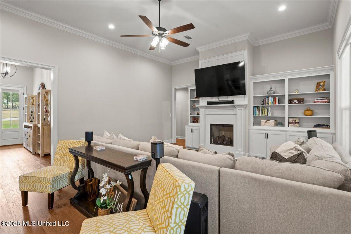 348 40th Place Property Photo 22