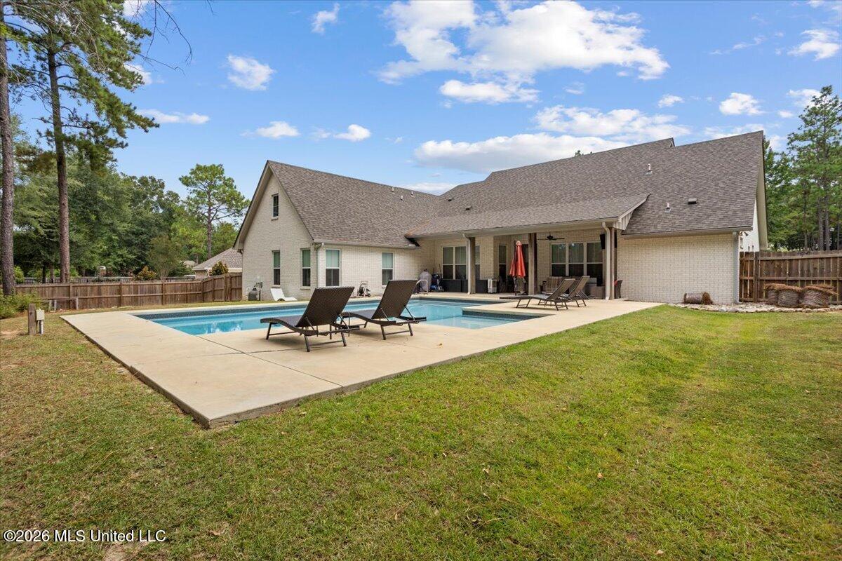 348 40th Place Property Photo 49