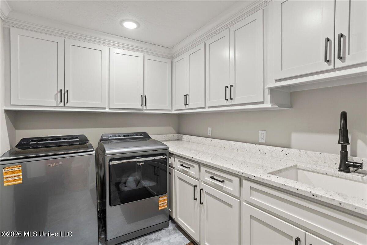 348 40th Place Property Photo 54
