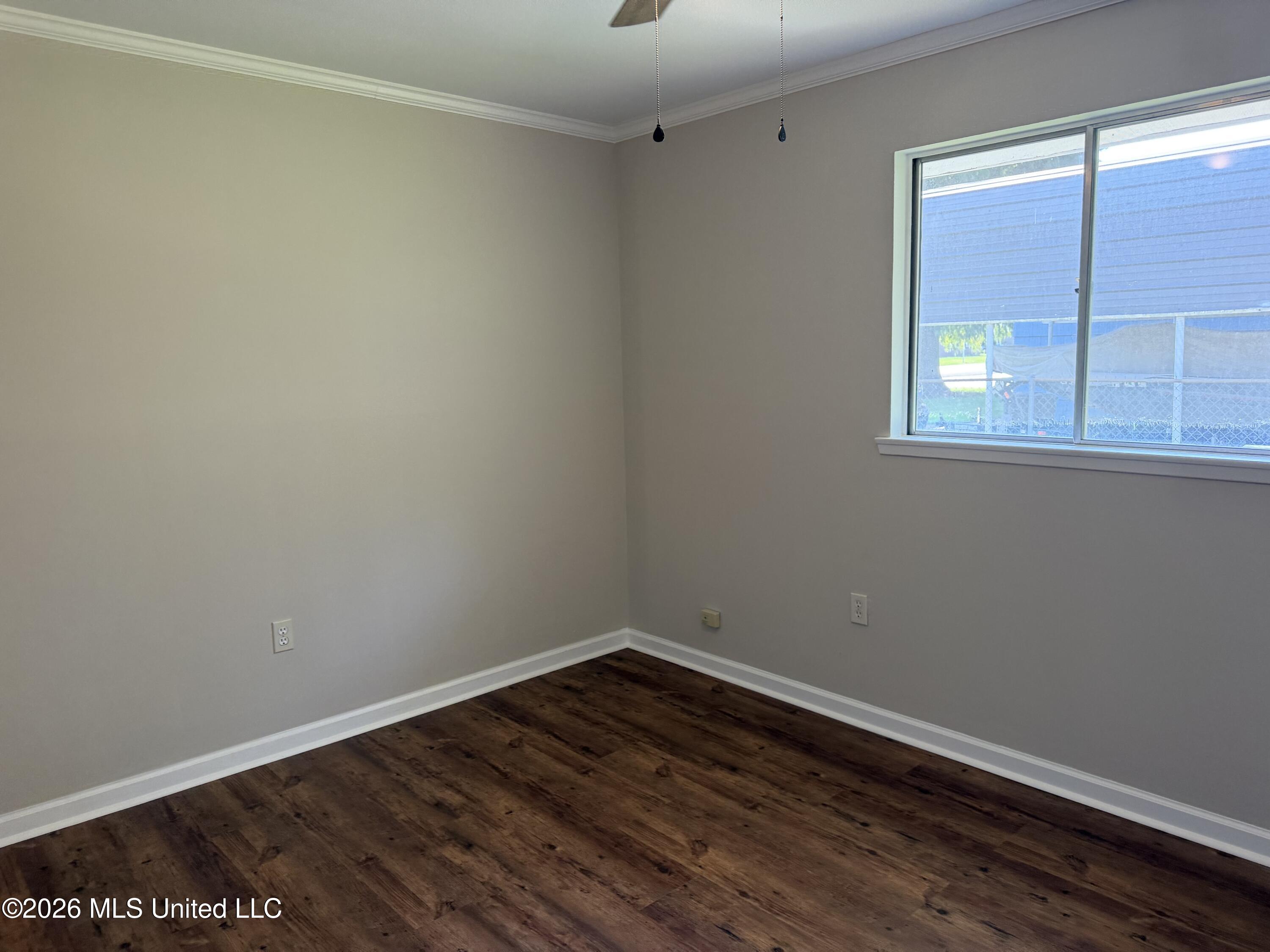 1114 Pear Street Property Photo 14